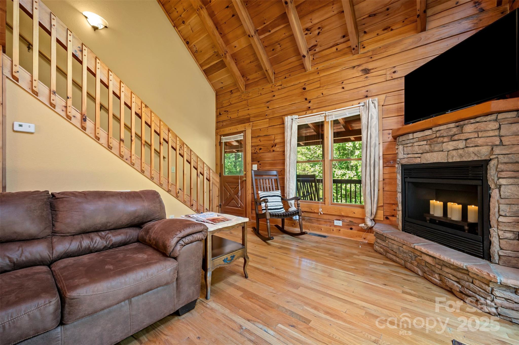599 Shoal Creek Trail — Nebo
