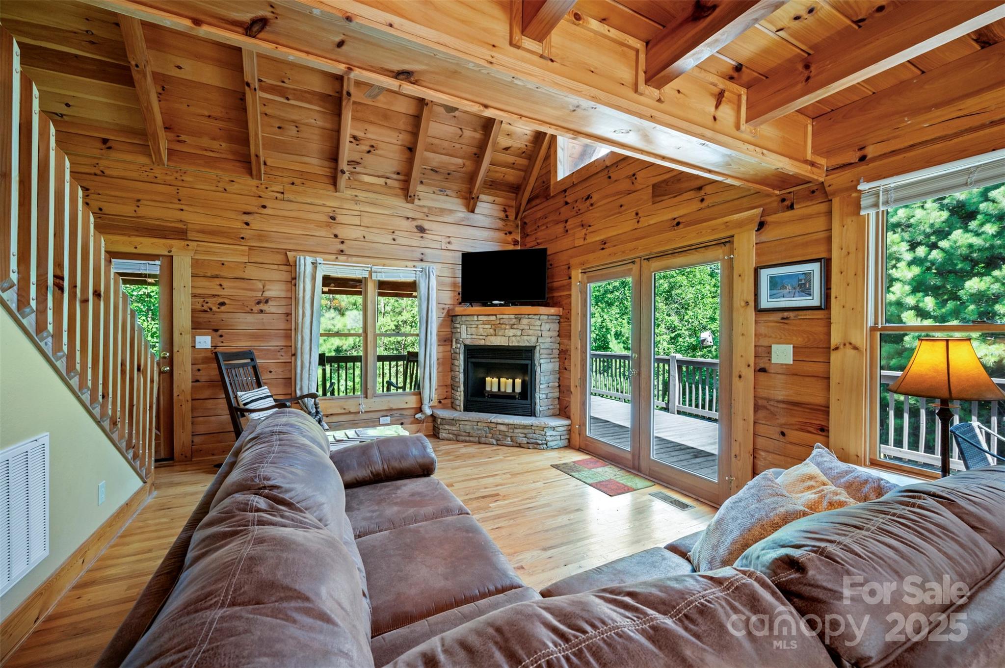 599 Shoal Creek Trail — Nebo
