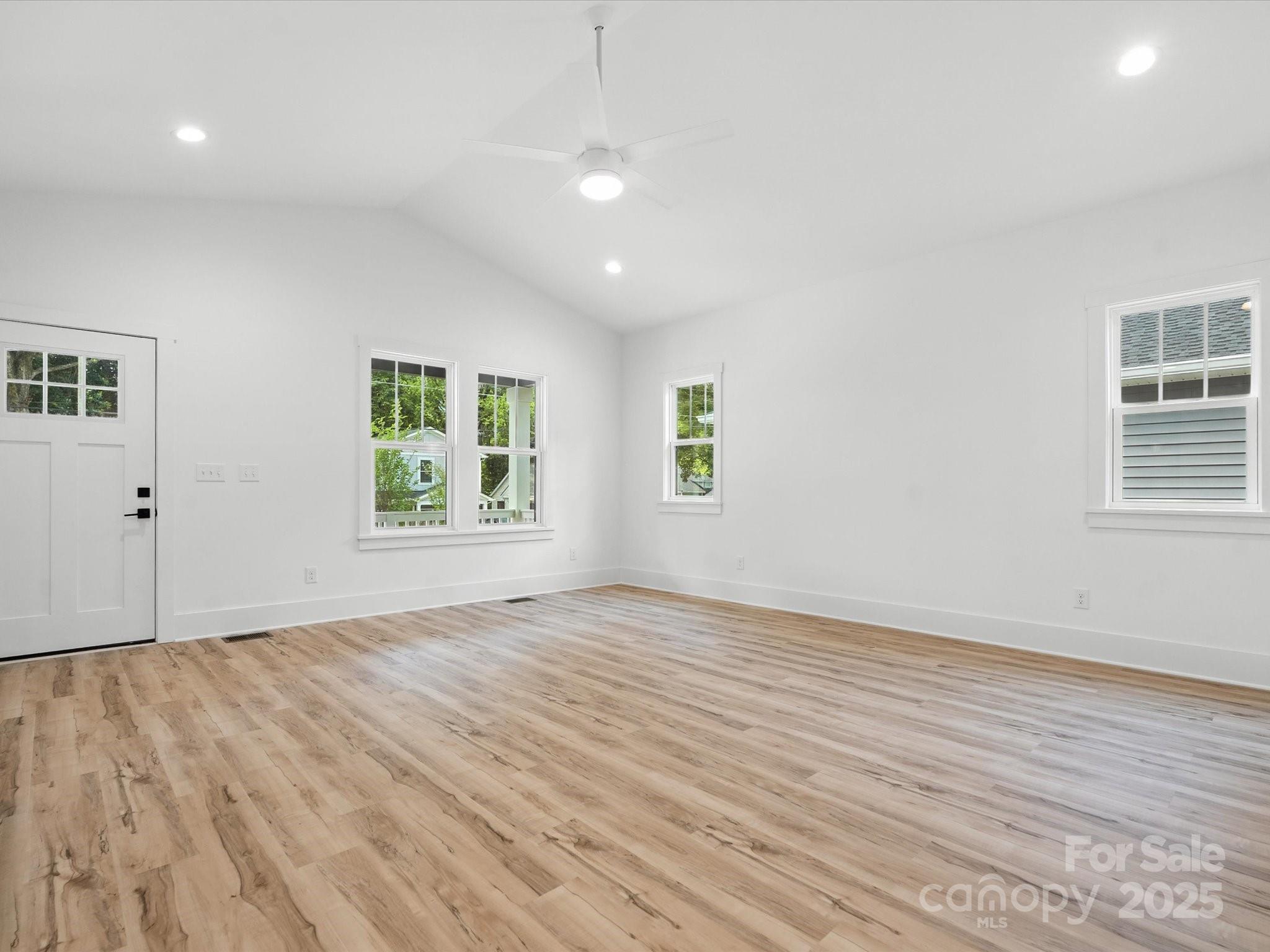 4113 Rutgers Avenue — Charlotte