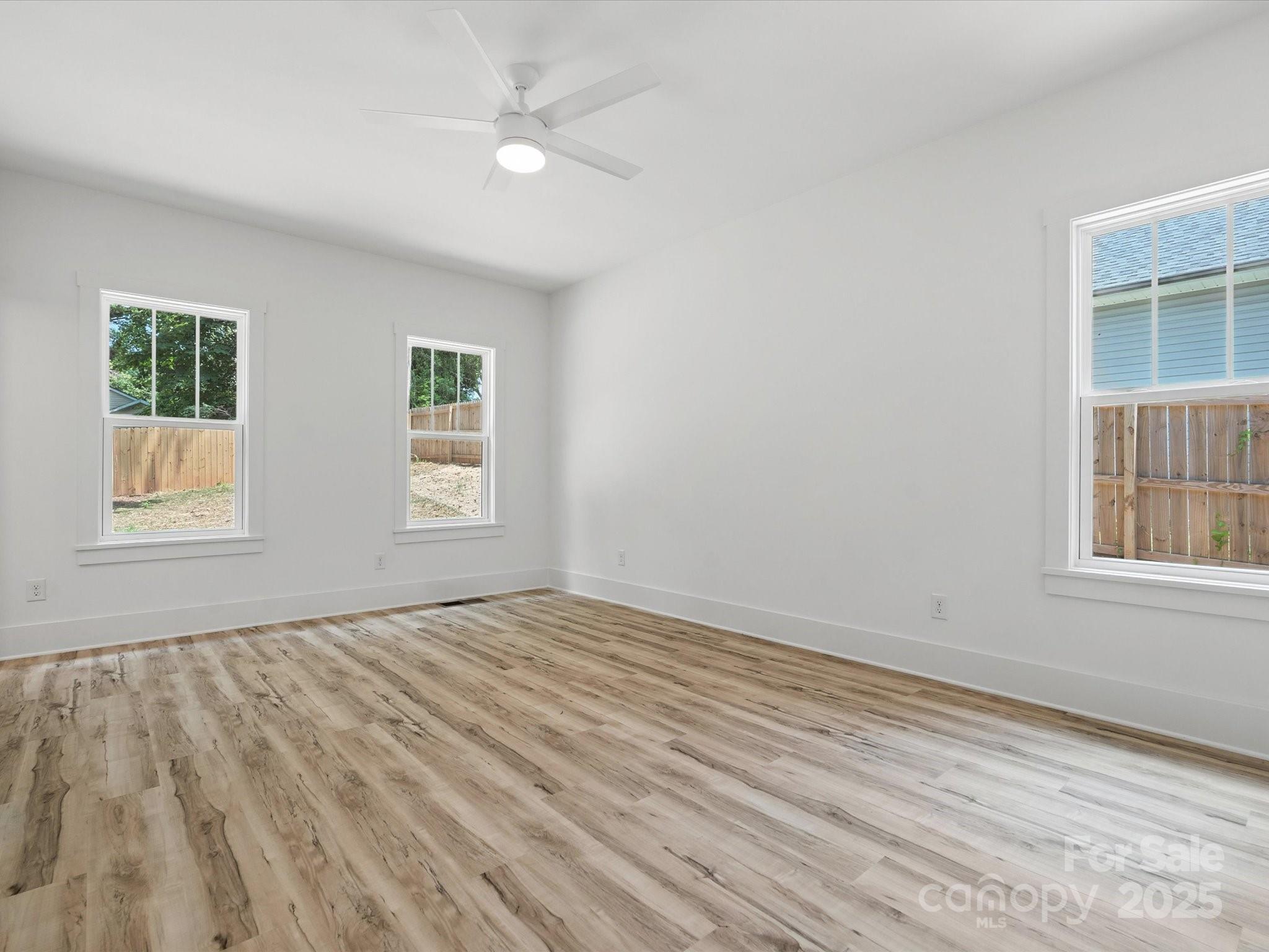 4113 Rutgers Avenue — Charlotte