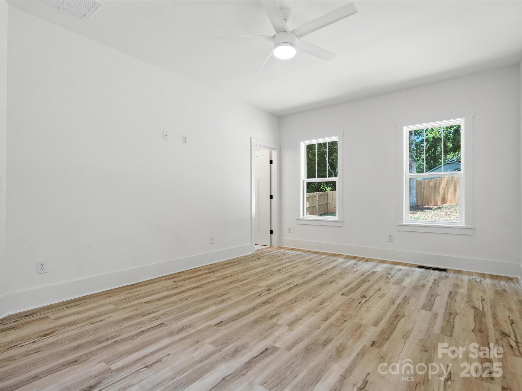 4113 Rutgers Avenue — Charlotte
