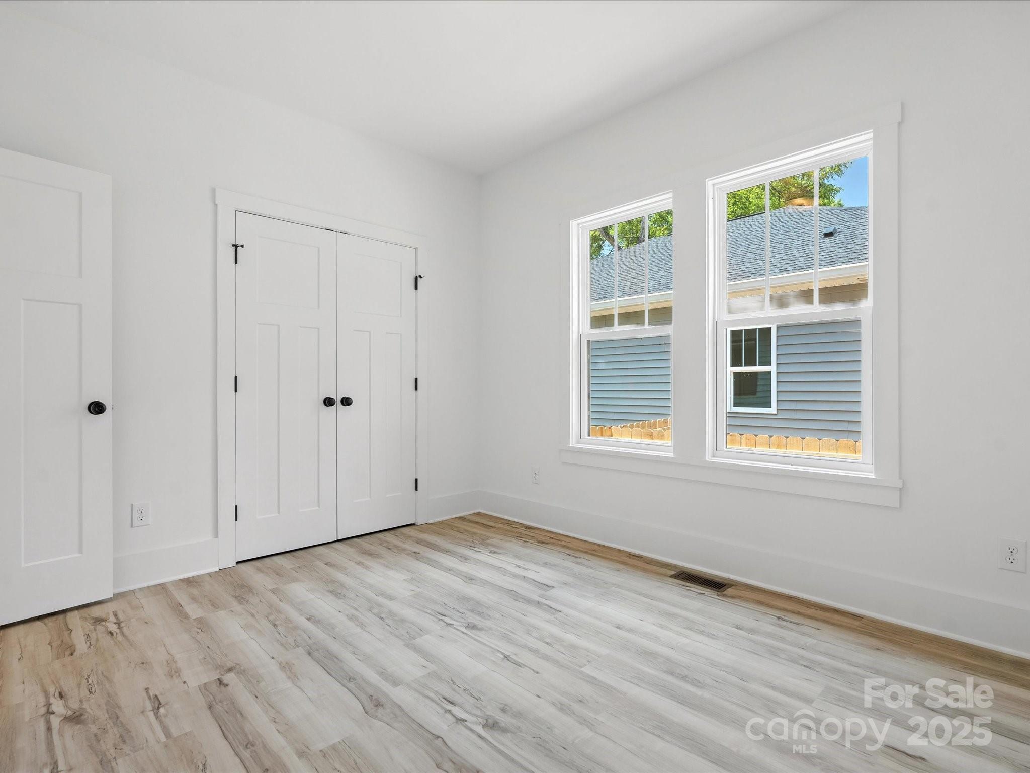 4113 Rutgers Avenue — Charlotte