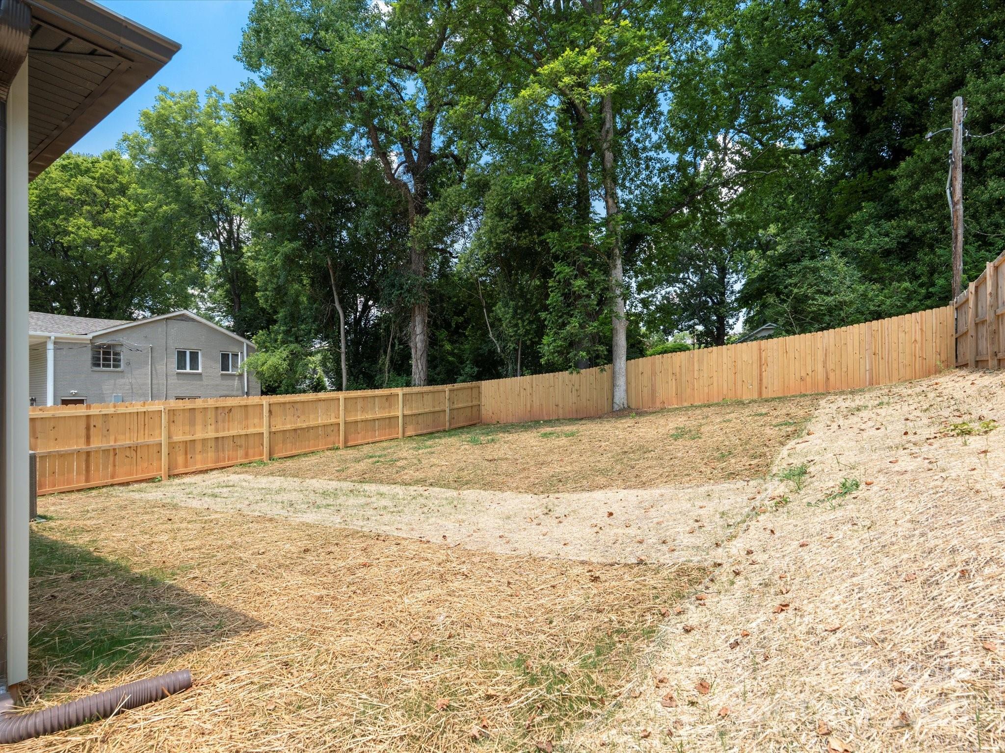 4113 Rutgers Avenue — Charlotte