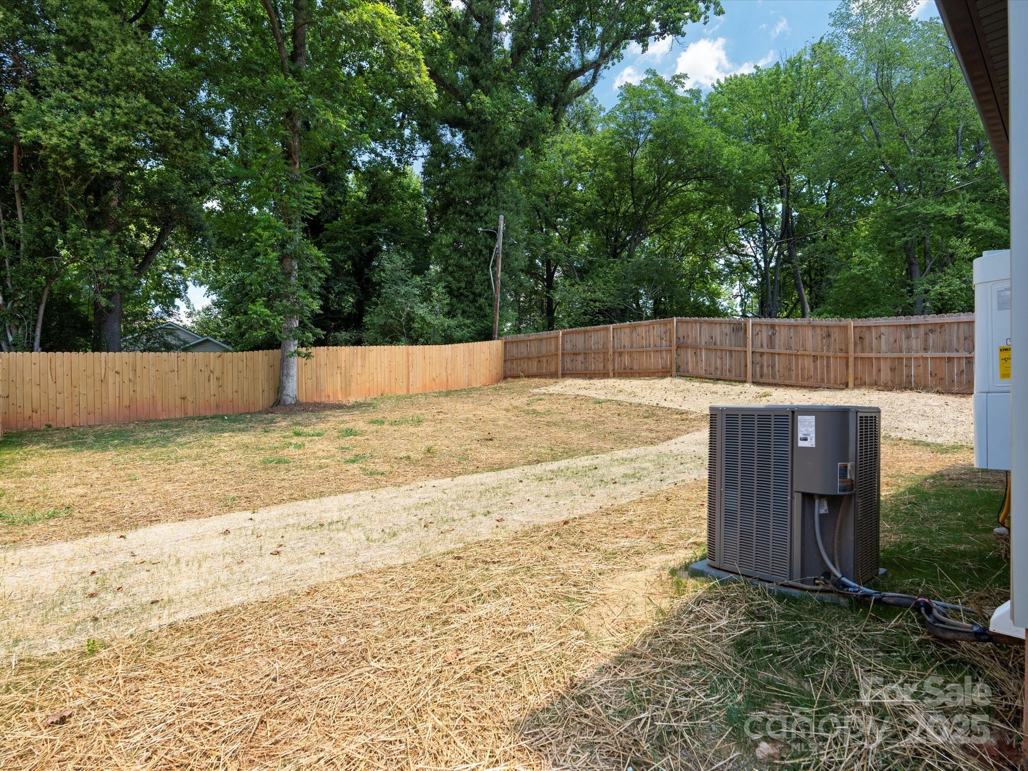 4113 Rutgers Avenue — Charlotte