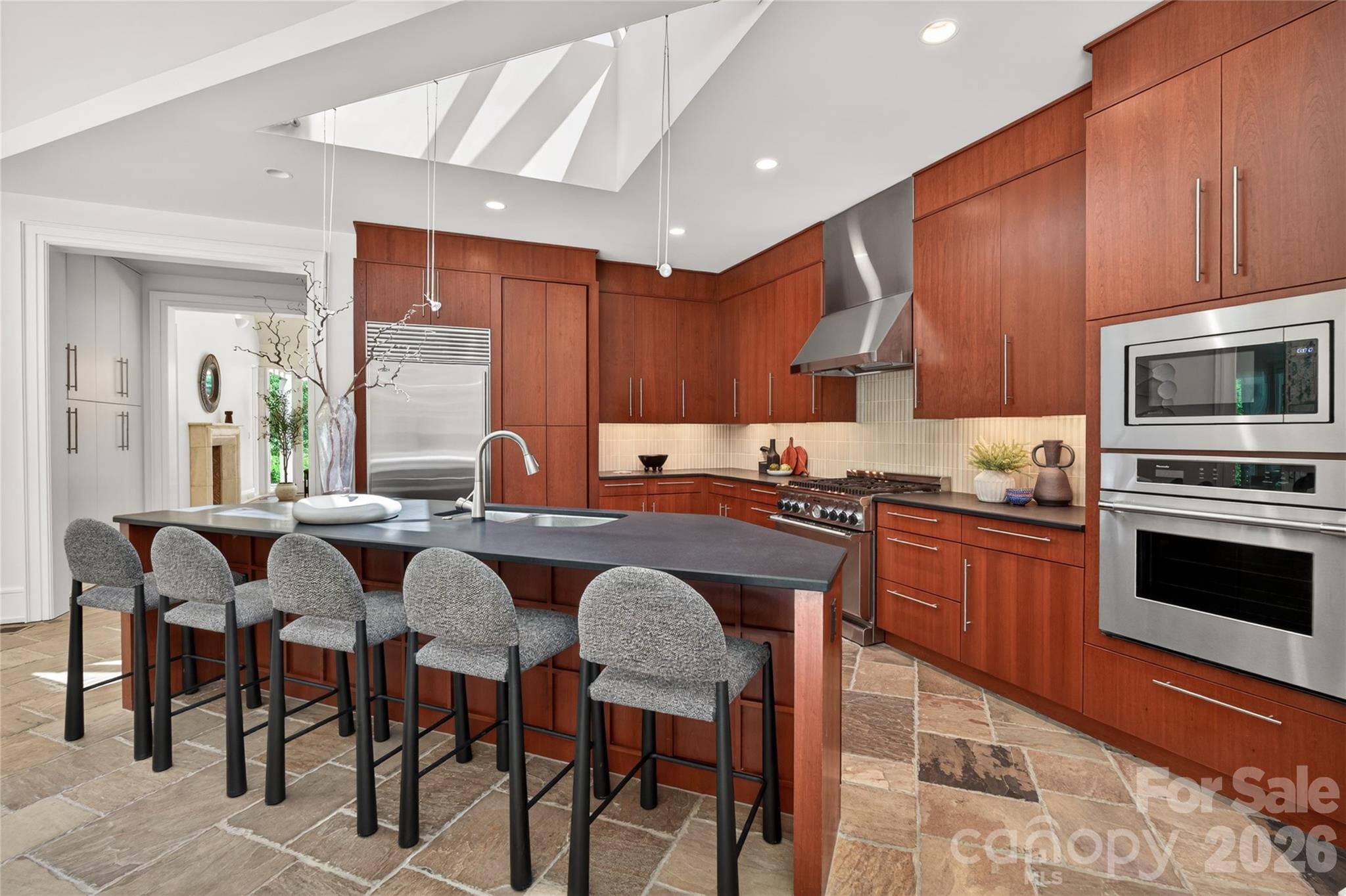 606 Ardrey Circle — Davidson