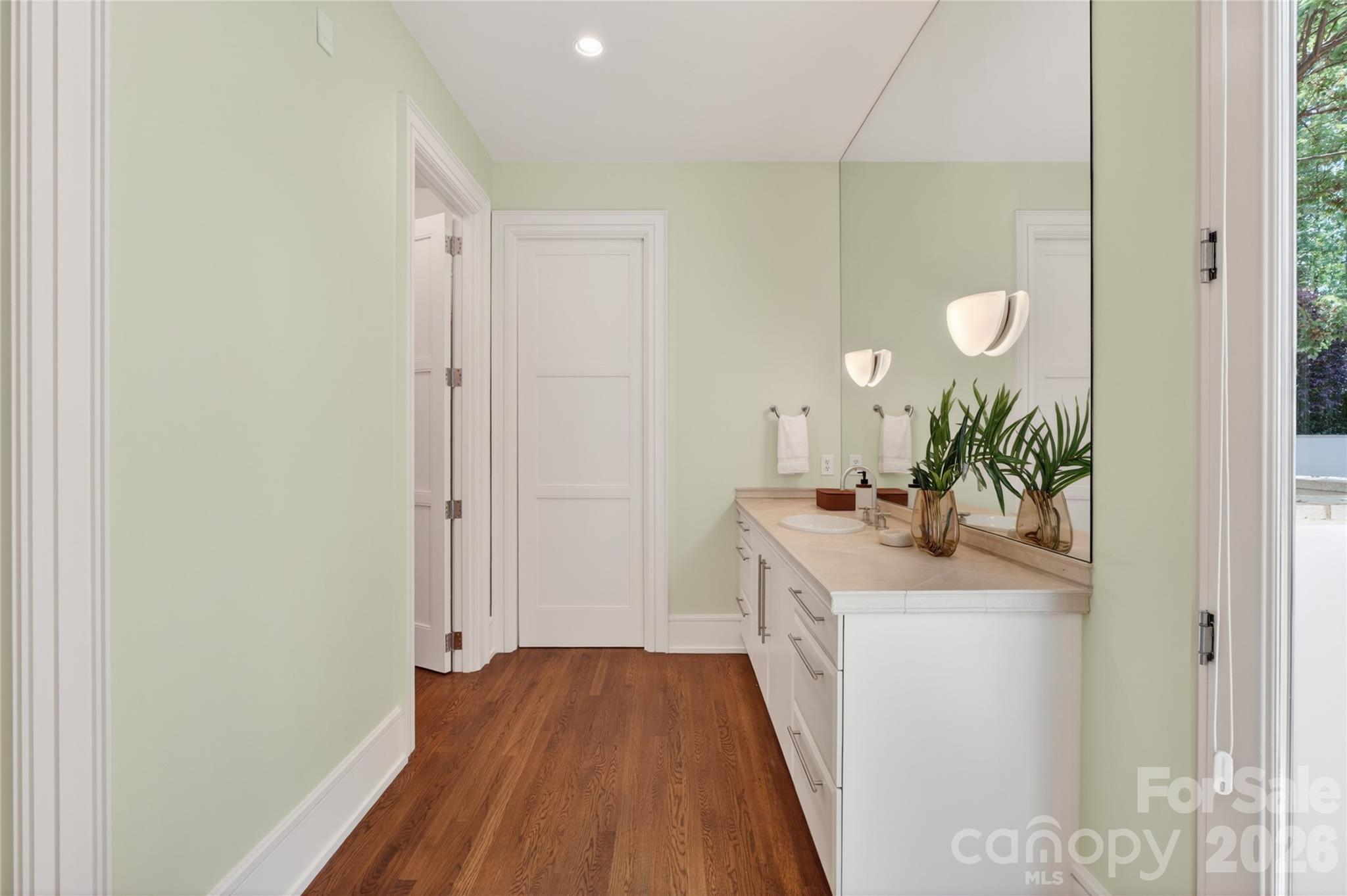 606 Ardrey Circle — Davidson