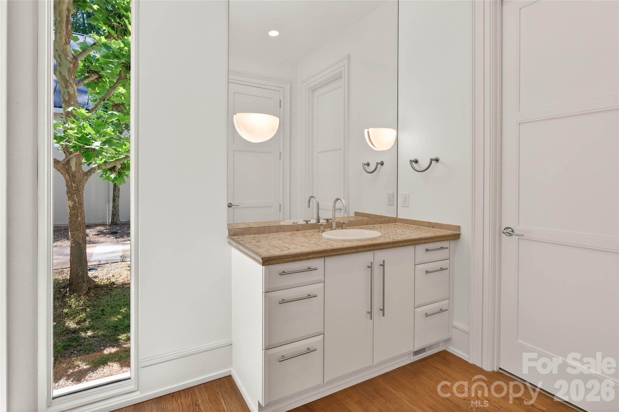 606 Ardrey Circle — Davidson