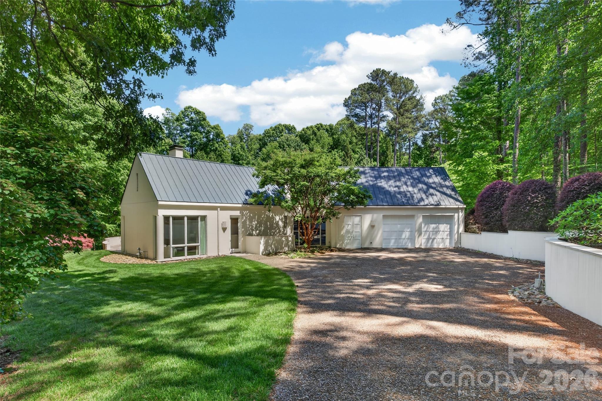 606 Ardrey Circle — Davidson