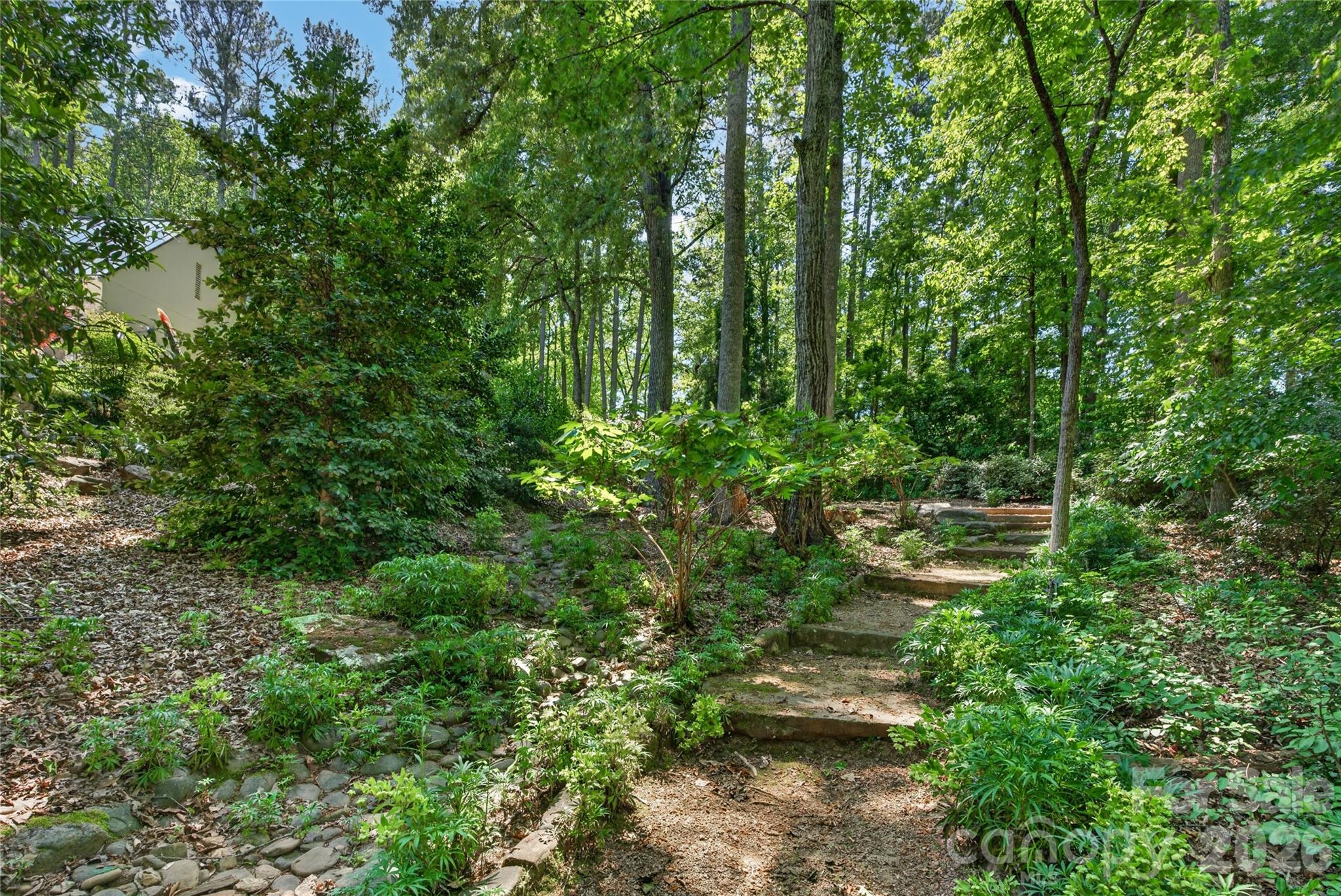 606 Ardrey Circle — Davidson