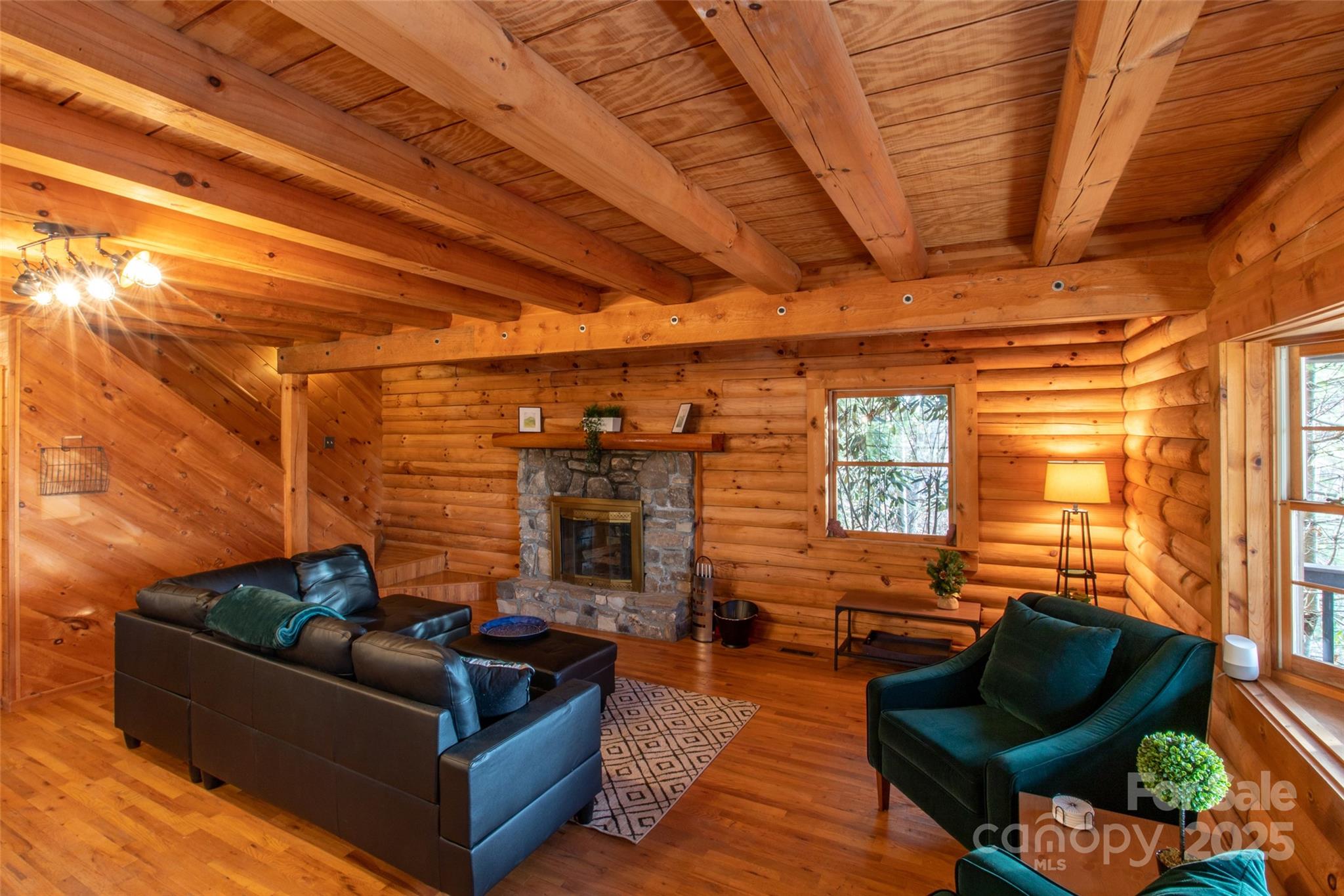 2311 Old Mountain Road — Mars Hill