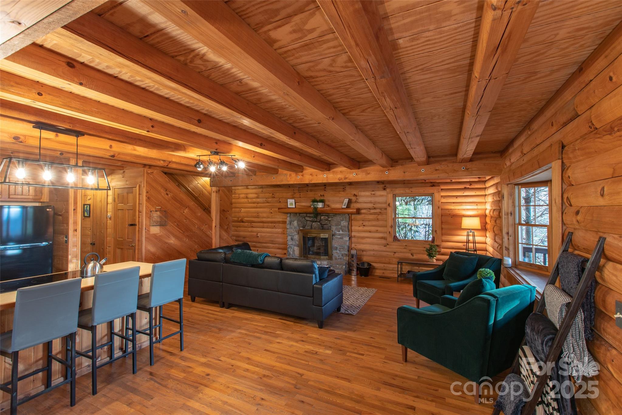 2311 Old Mountain Road — Mars Hill