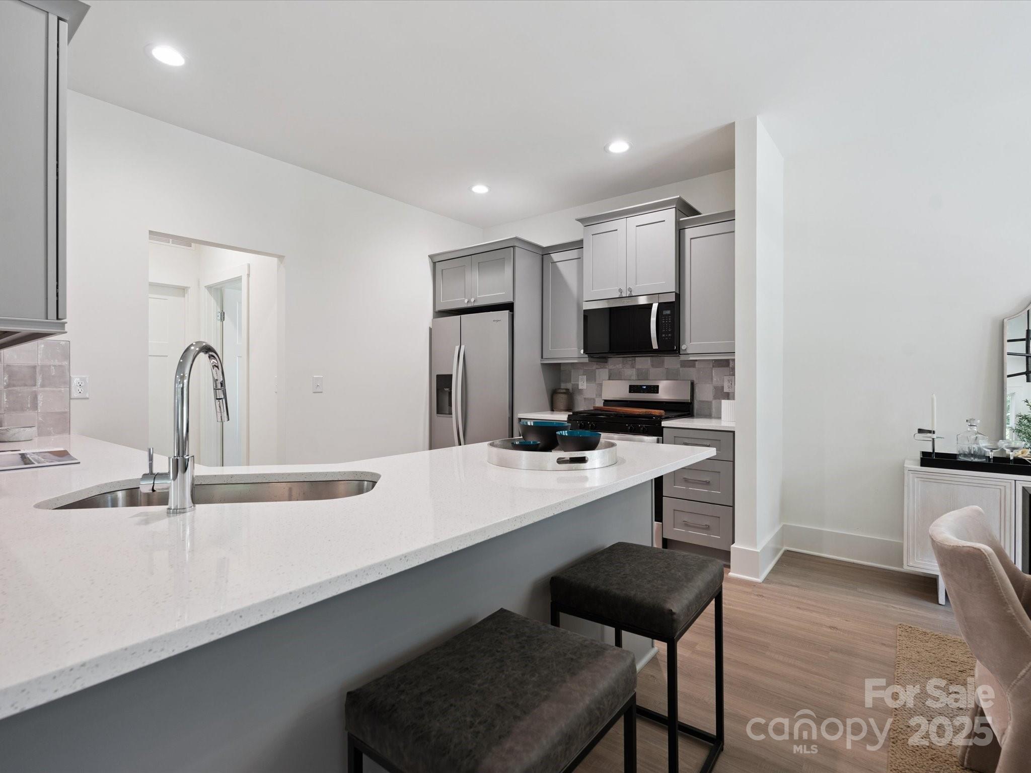 4111 Rutgers Avenue — Charlotte