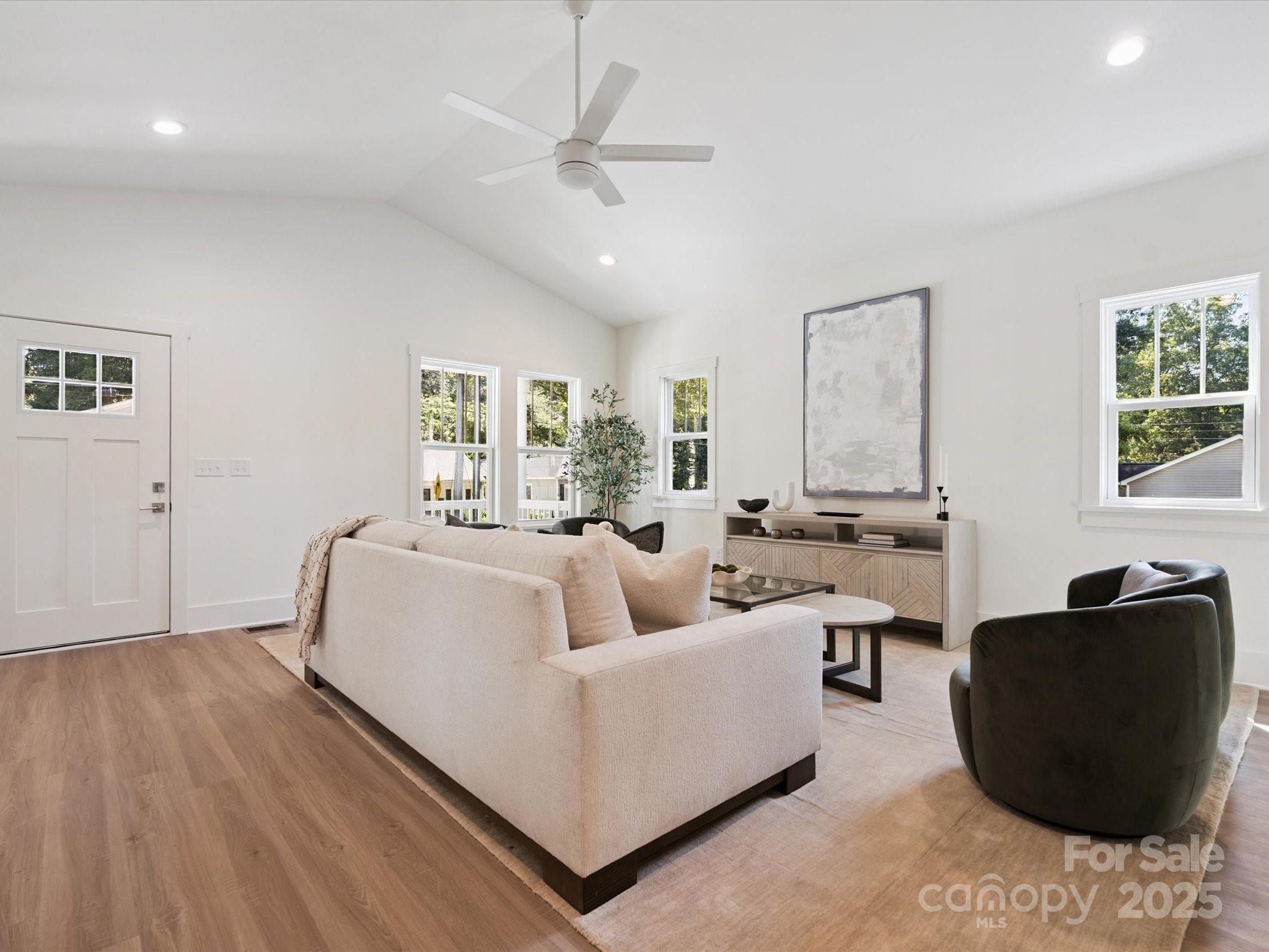 4111 Rutgers Avenue — Charlotte