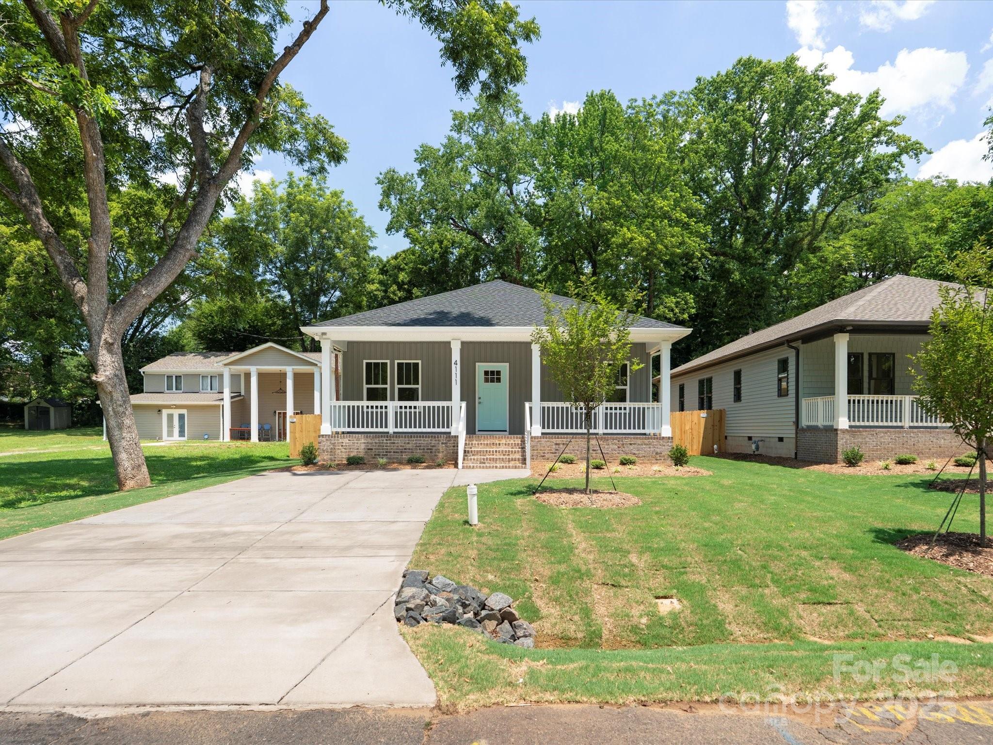 4111 Rutgers Avenue — Charlotte