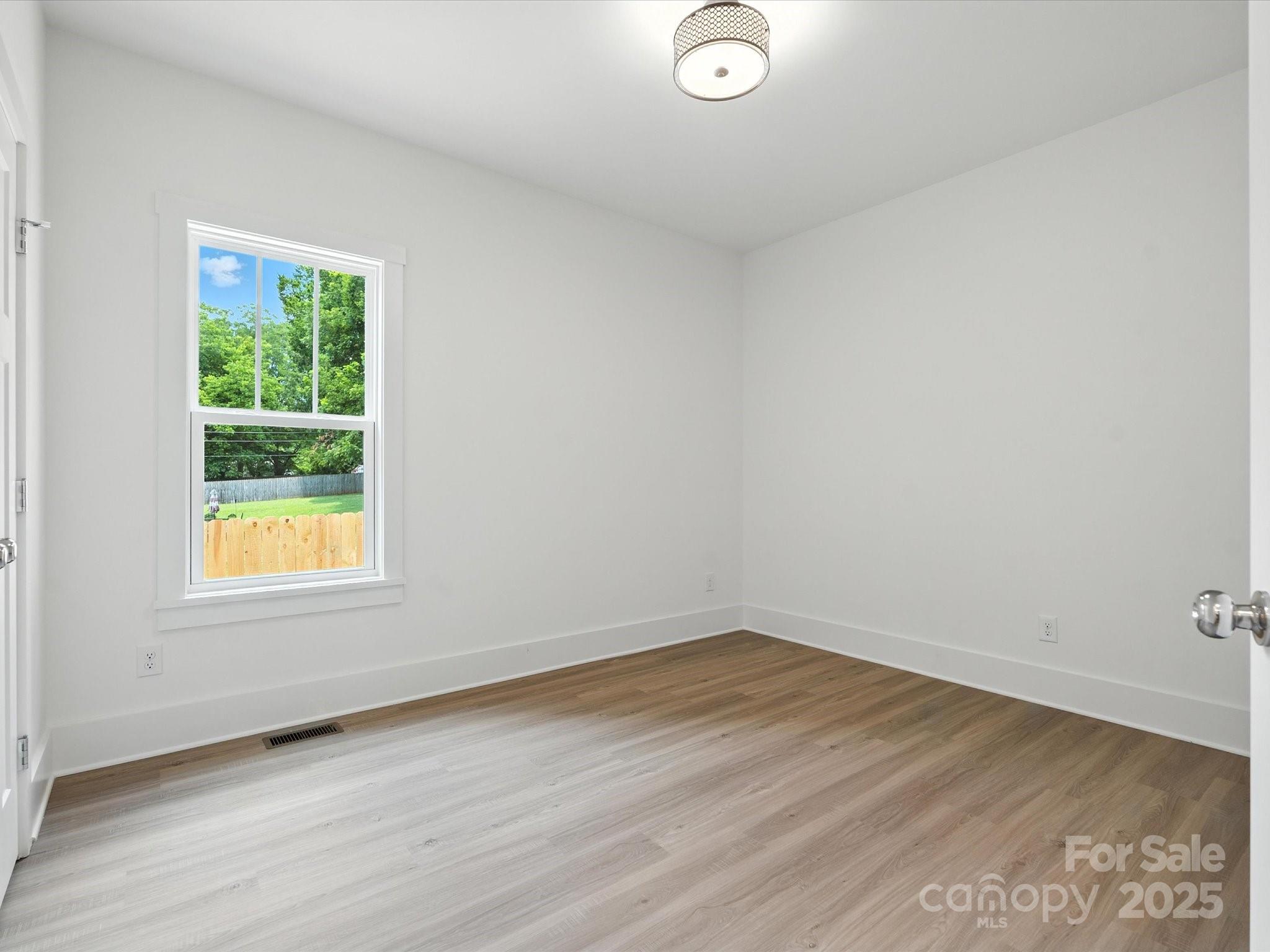 4111 Rutgers Avenue — Charlotte