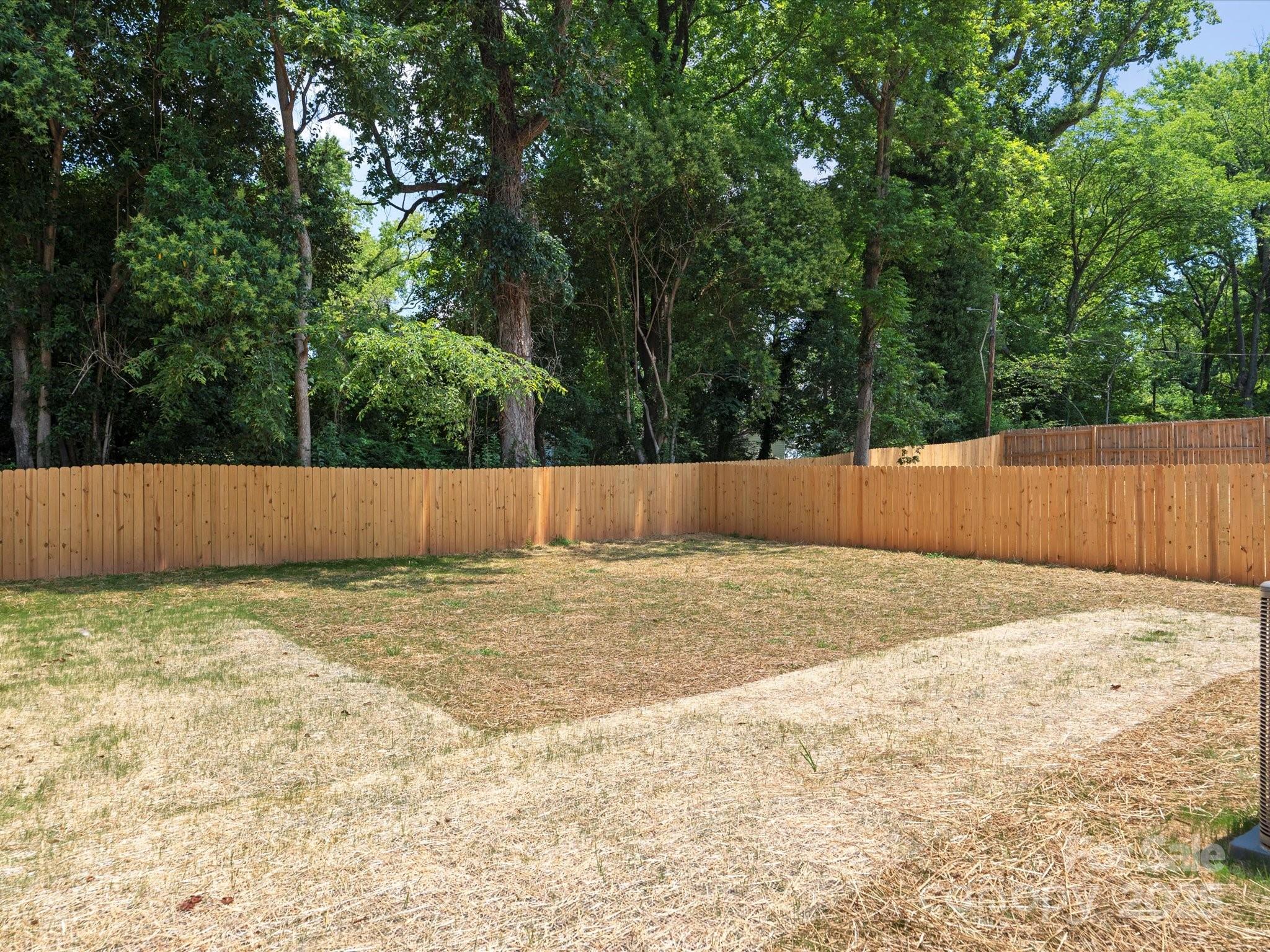 4111 Rutgers Avenue — Charlotte
