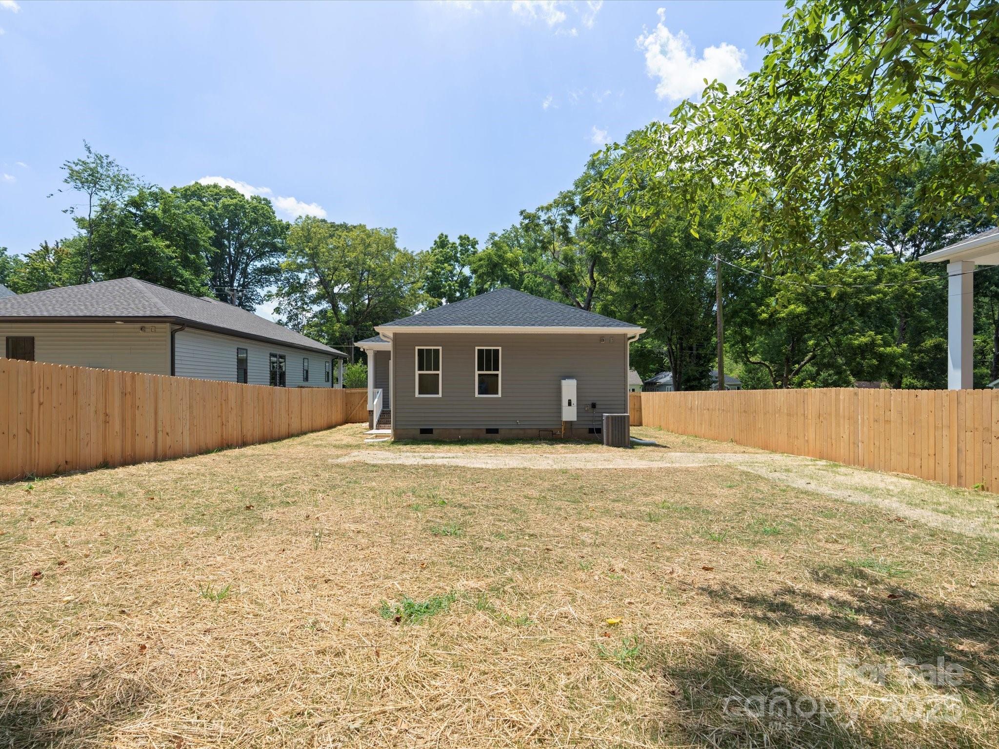 4111 Rutgers Avenue — Charlotte