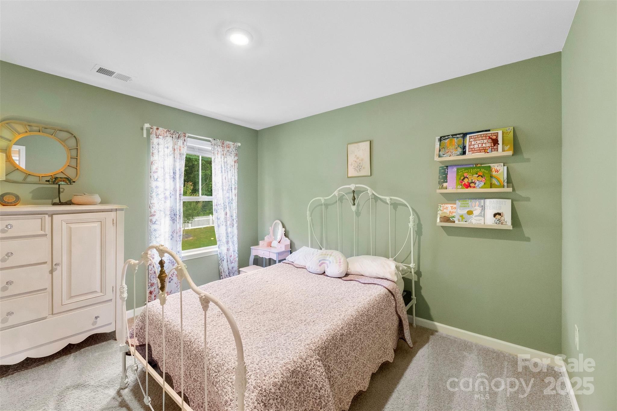 716 Saddlebred Lane — Locust