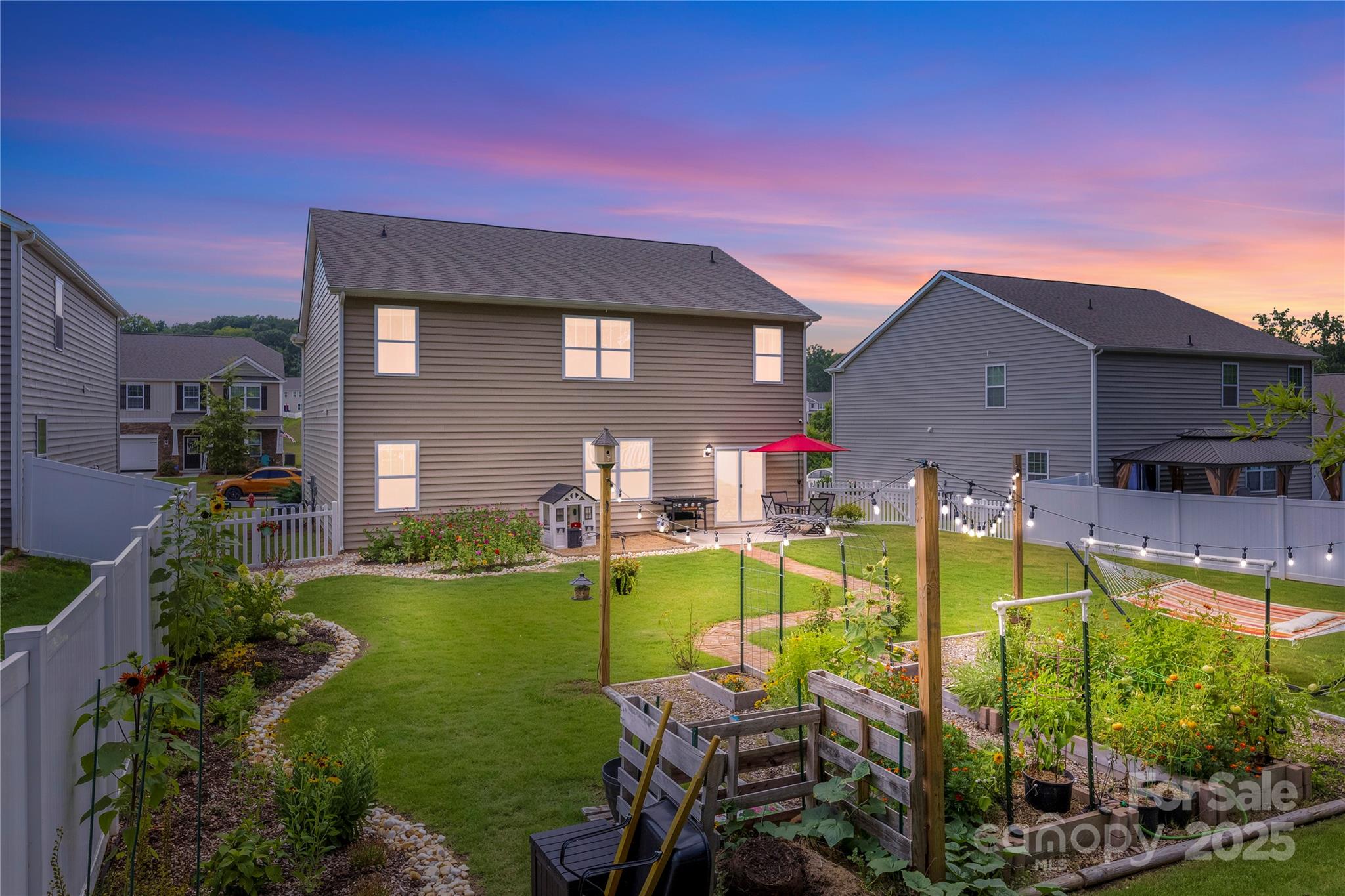 716 Saddlebred Lane — Locust