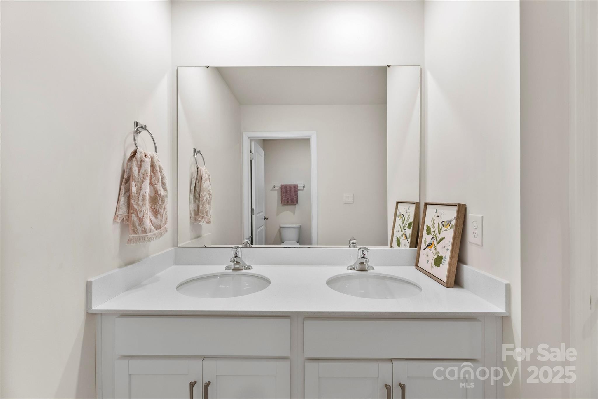 716 Saddlebred Lane — Locust