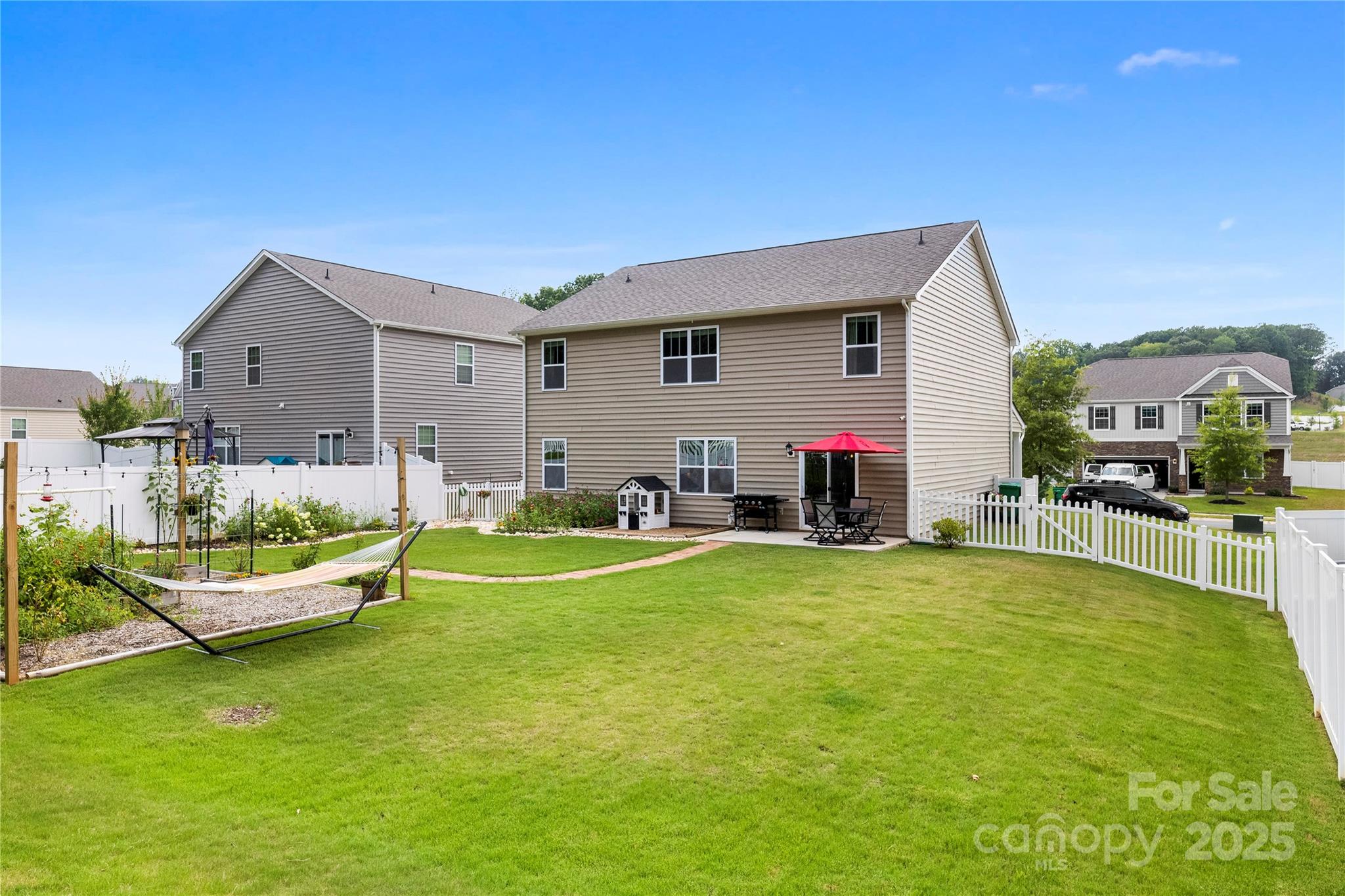 716 Saddlebred Lane — Locust