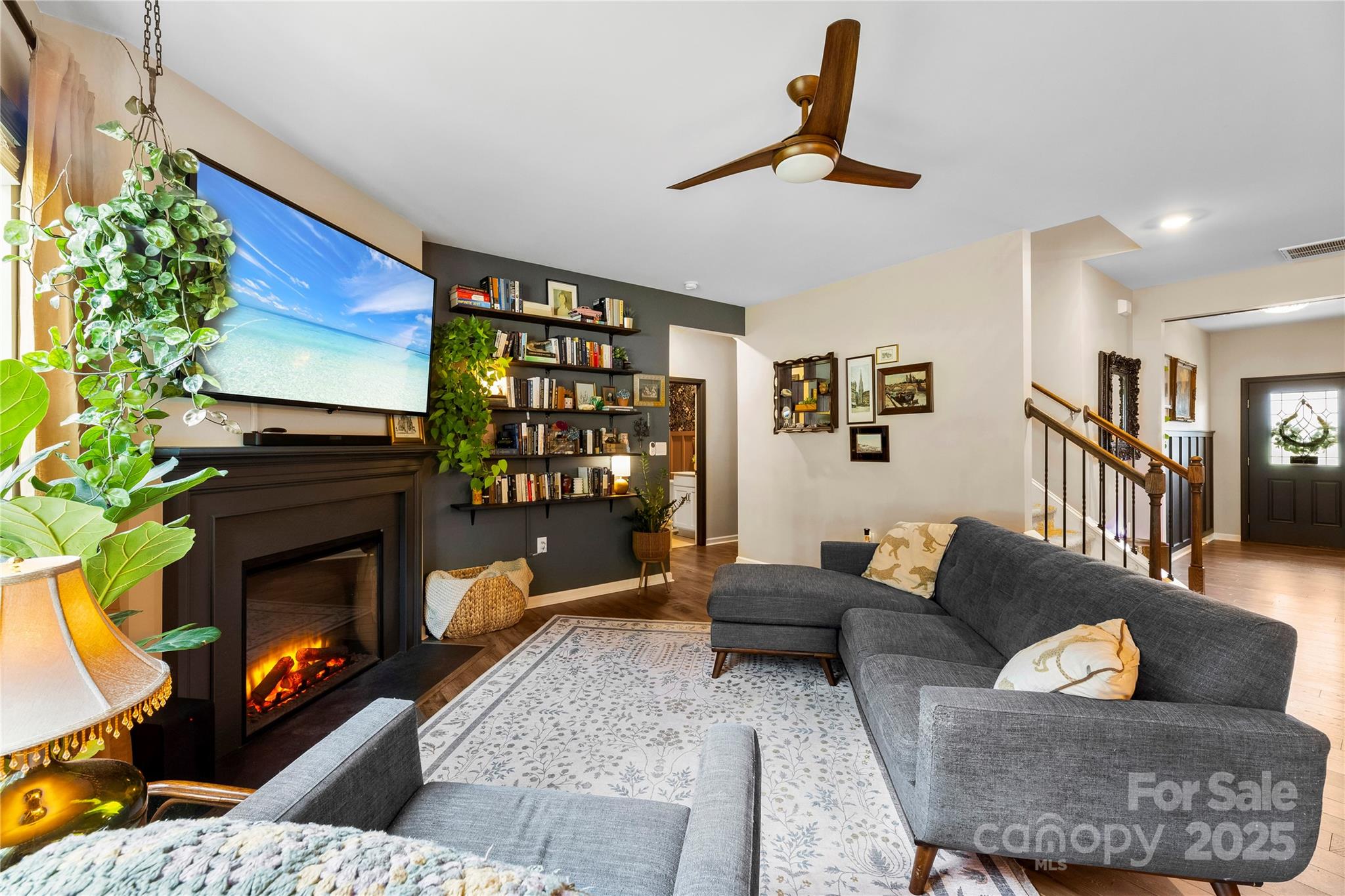 716 Saddlebred Lane — Locust