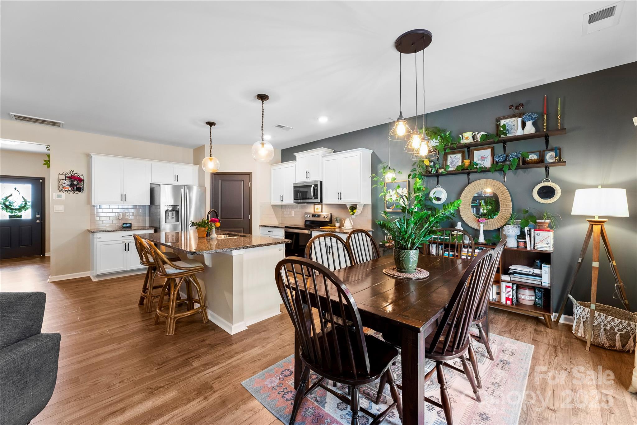 716 Saddlebred Lane — Locust