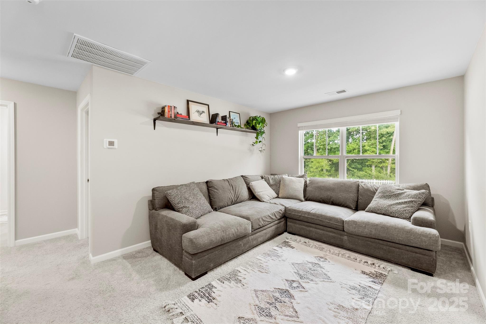 716 Saddlebred Lane — Locust