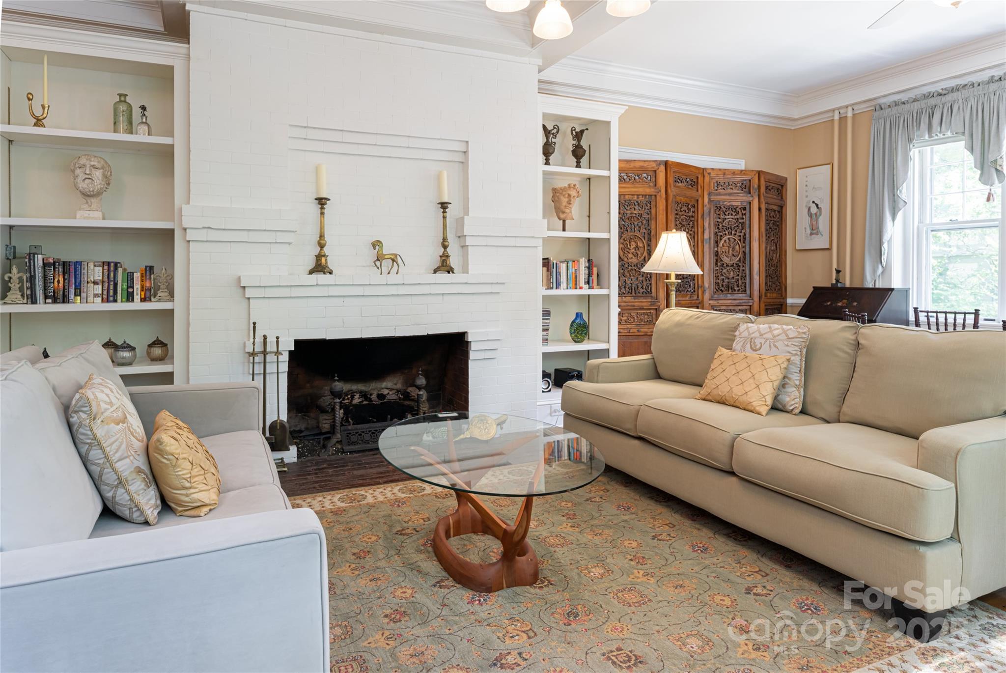 46 Cumberland Circle — Asheville