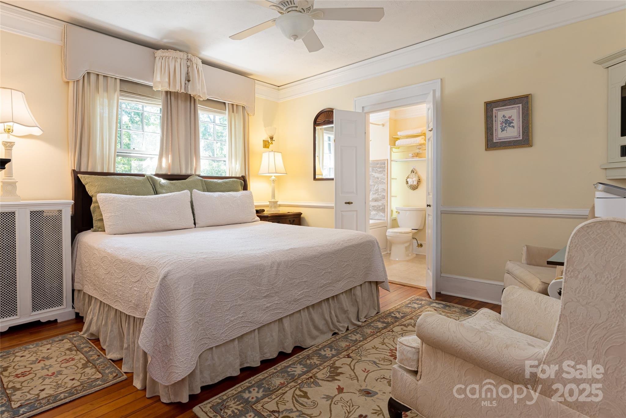 46 Cumberland Circle — Asheville