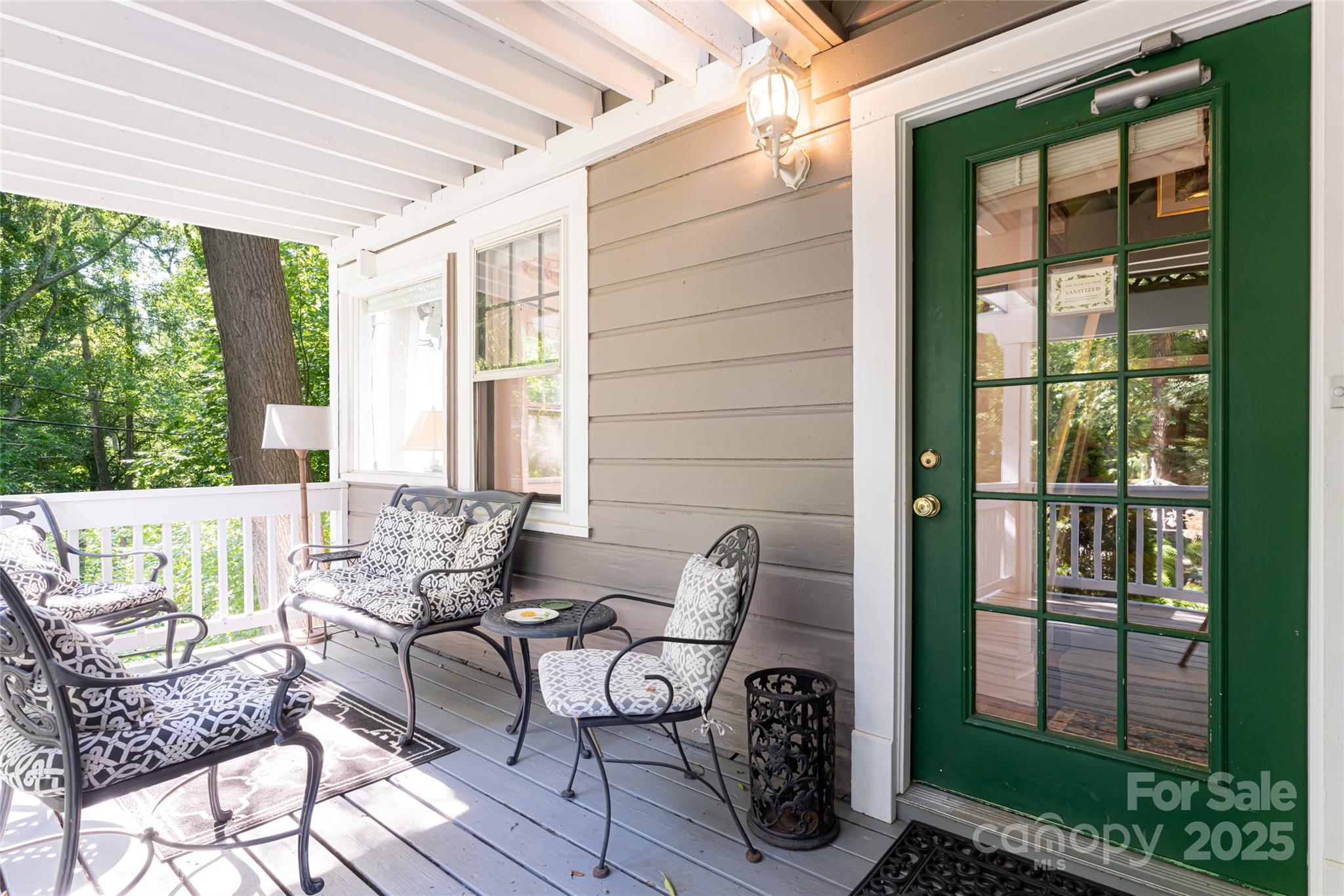 46 Cumberland Circle — Asheville