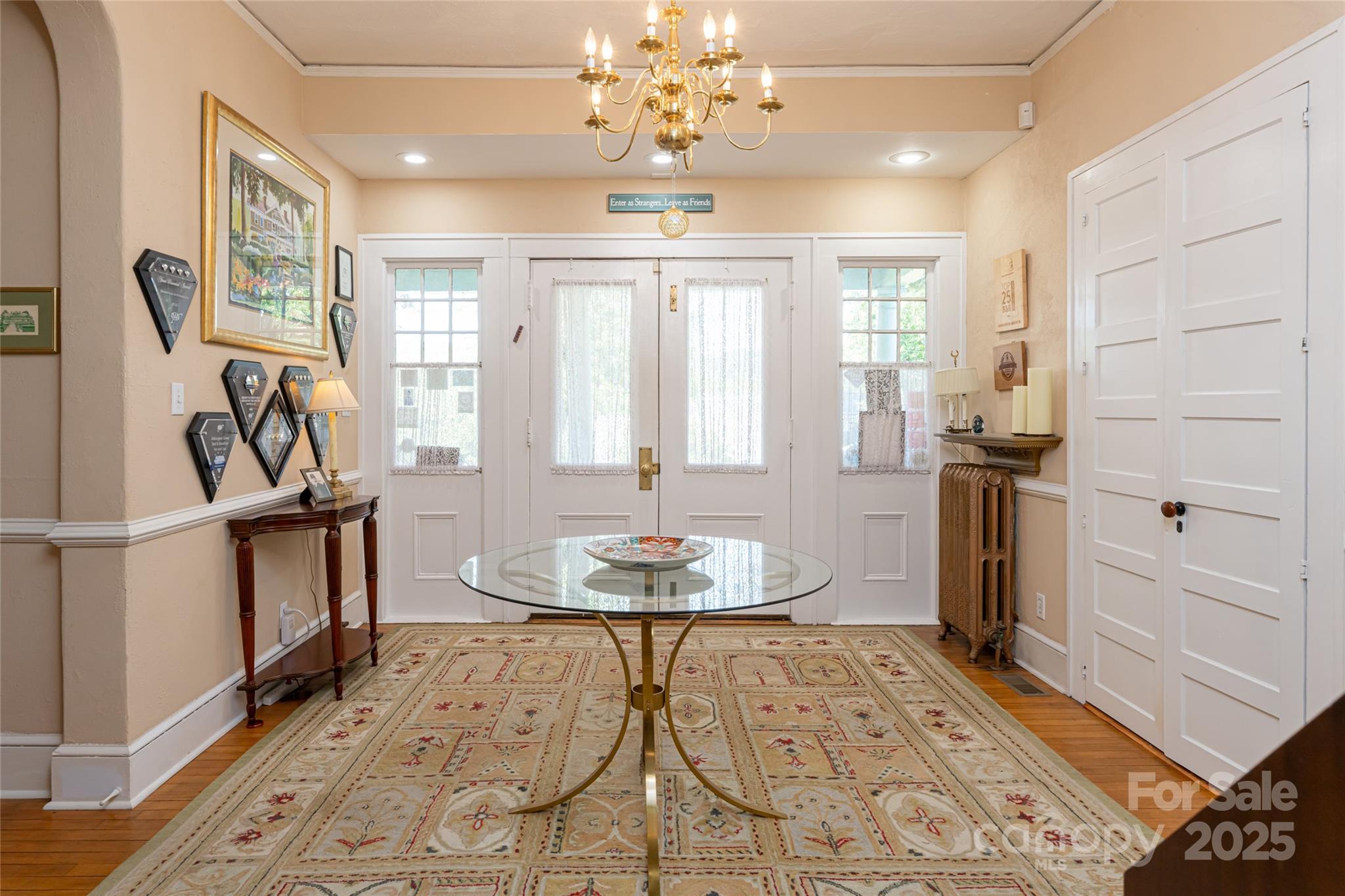 46 Cumberland Circle — Asheville