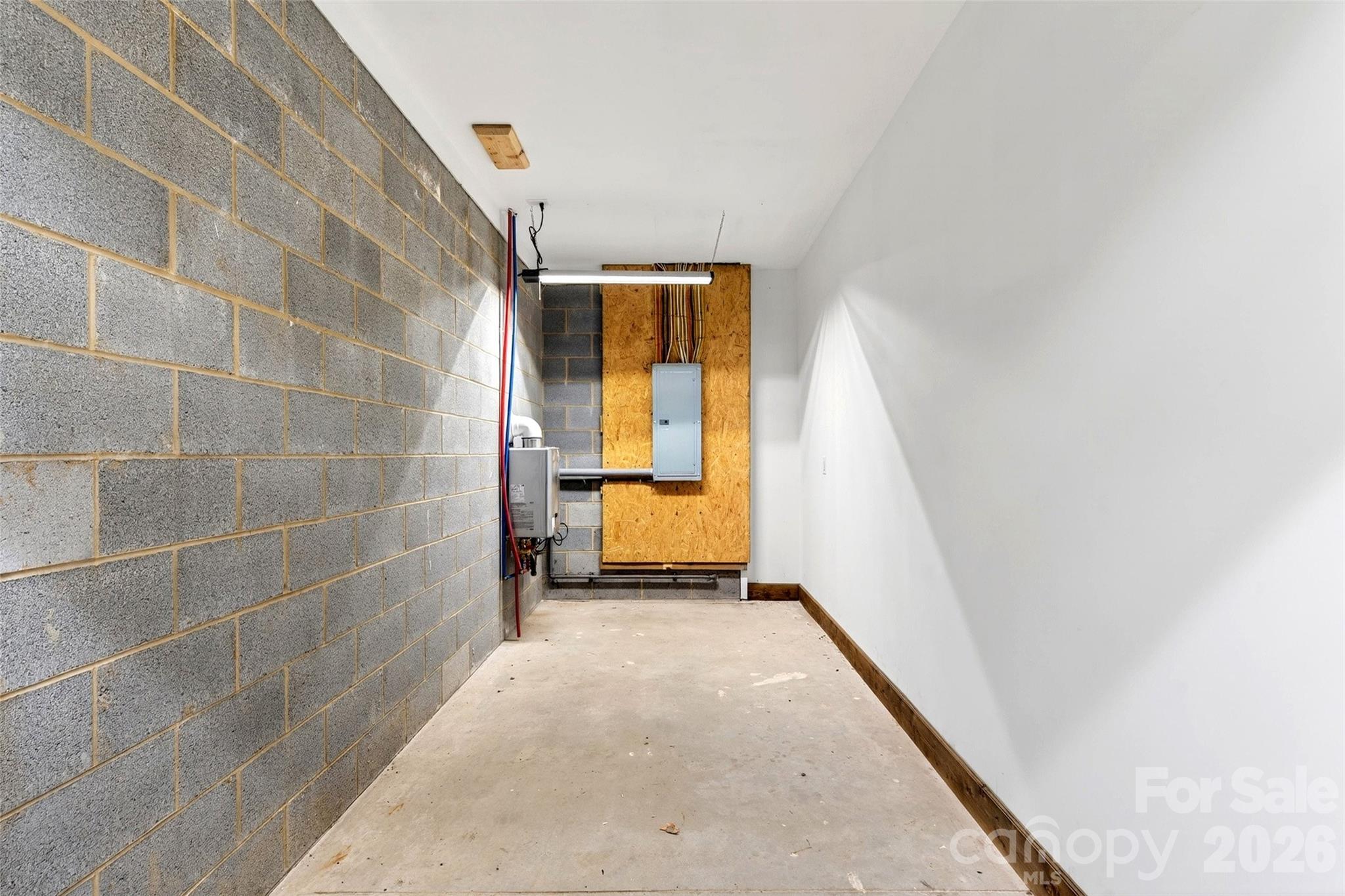 225 Henrys Glen Drive — Morganton