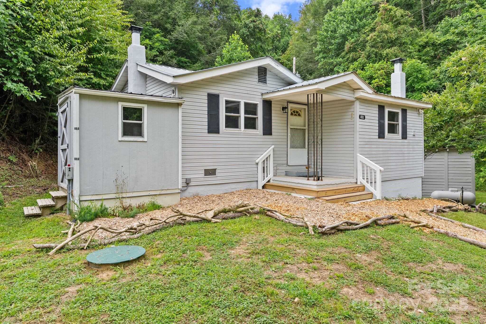 530 Rebel Ridge Road — Marshall