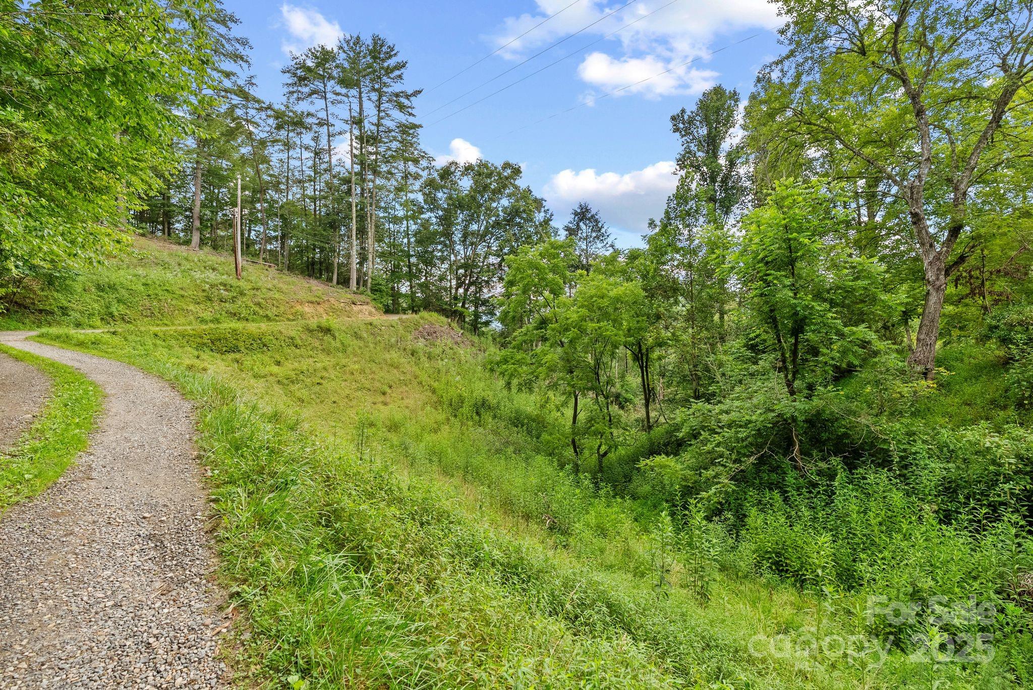 530 Rebel Ridge Road — Marshall