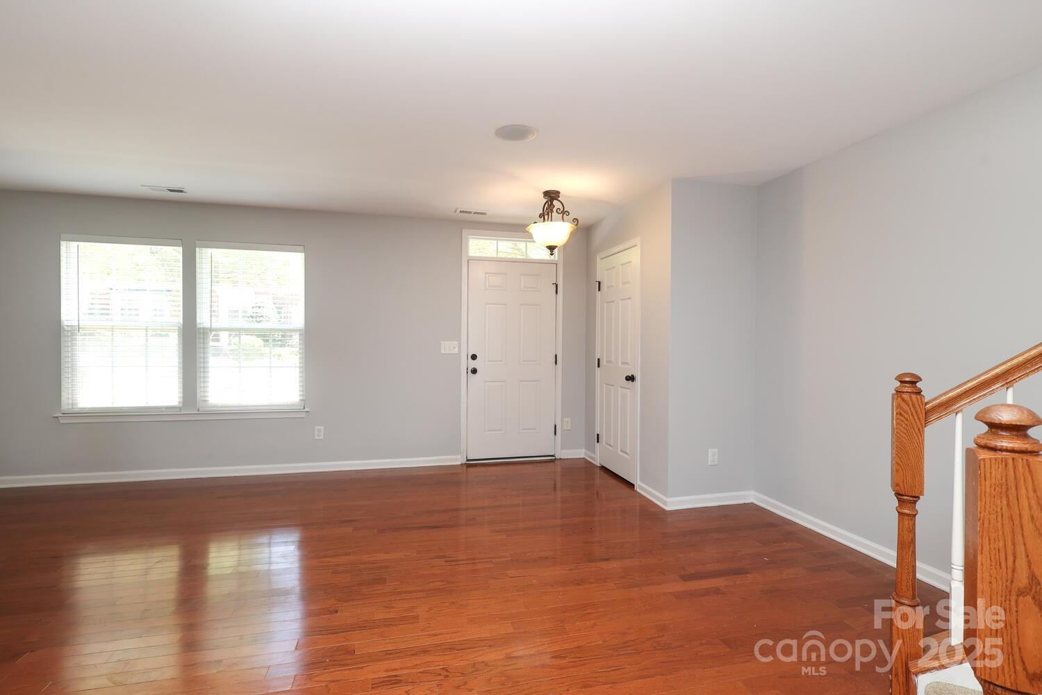 729 Naramore Street — Davidson