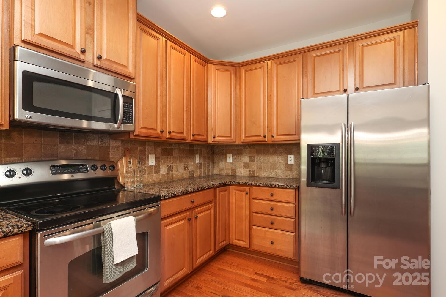 729 Naramore Street — Davidson