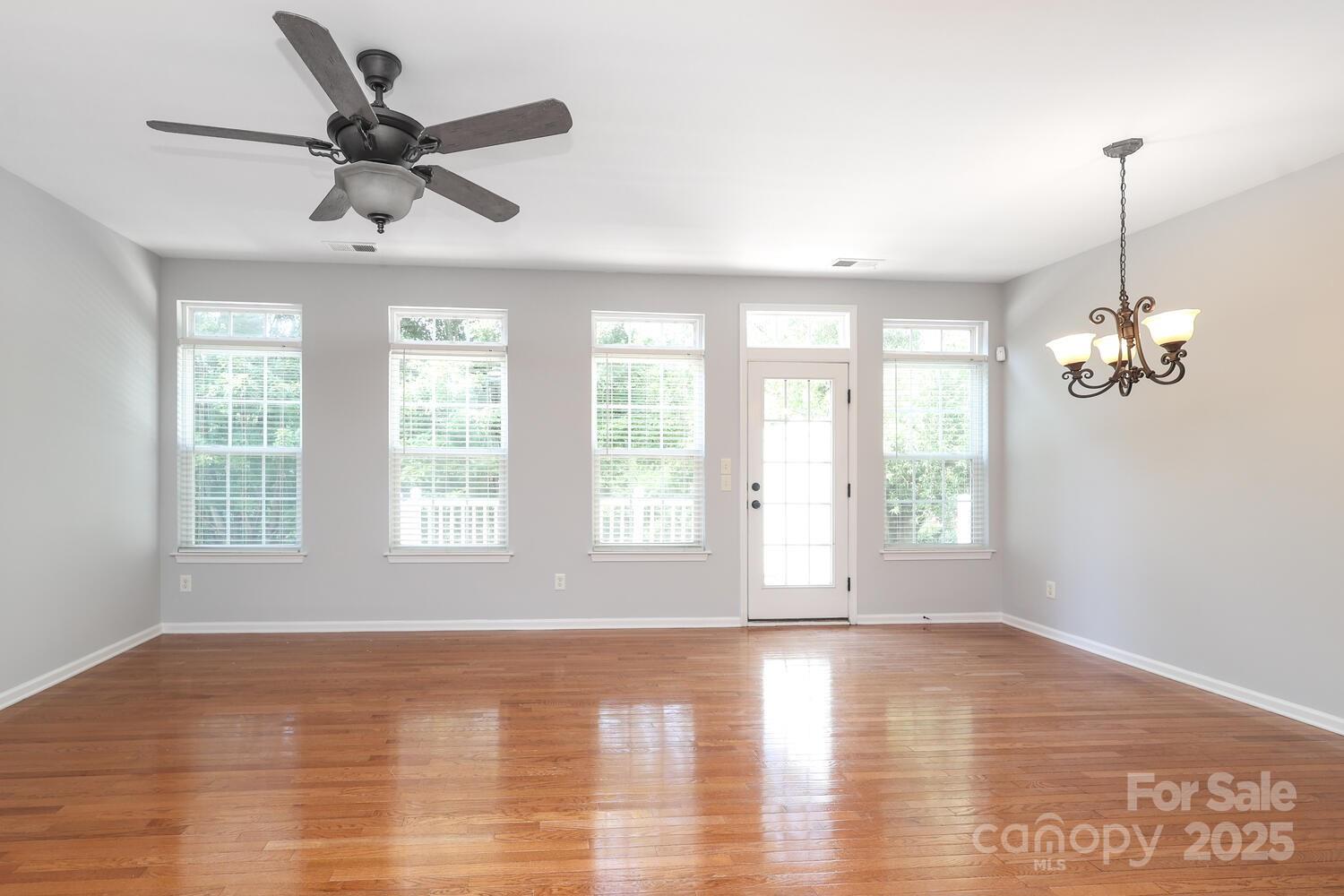 729 Naramore Street — Davidson