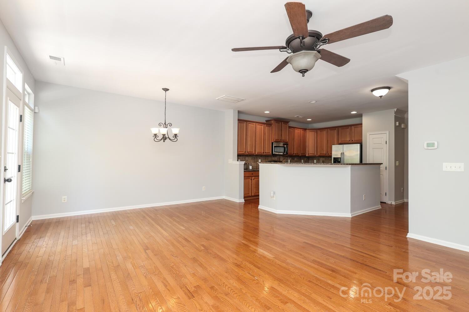 729 Naramore Street — Davidson