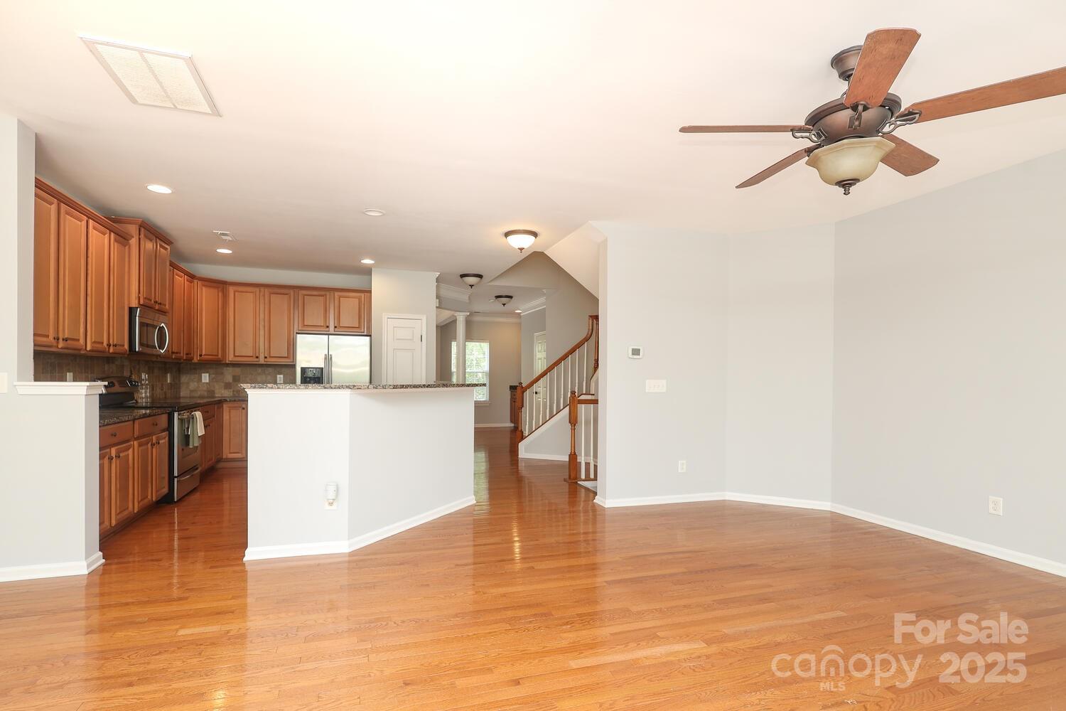 729 Naramore Street — Davidson