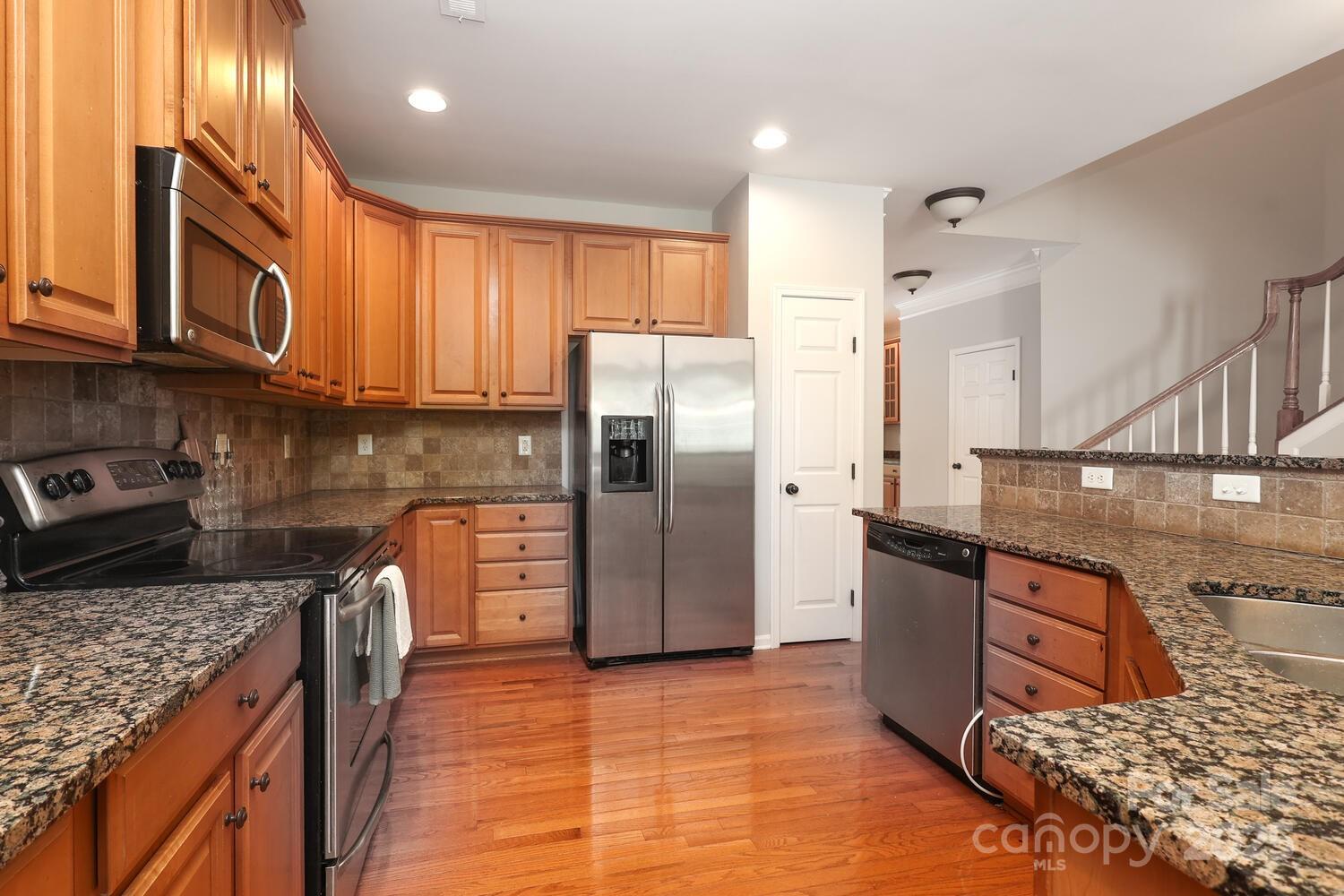 729 Naramore Street — Davidson
