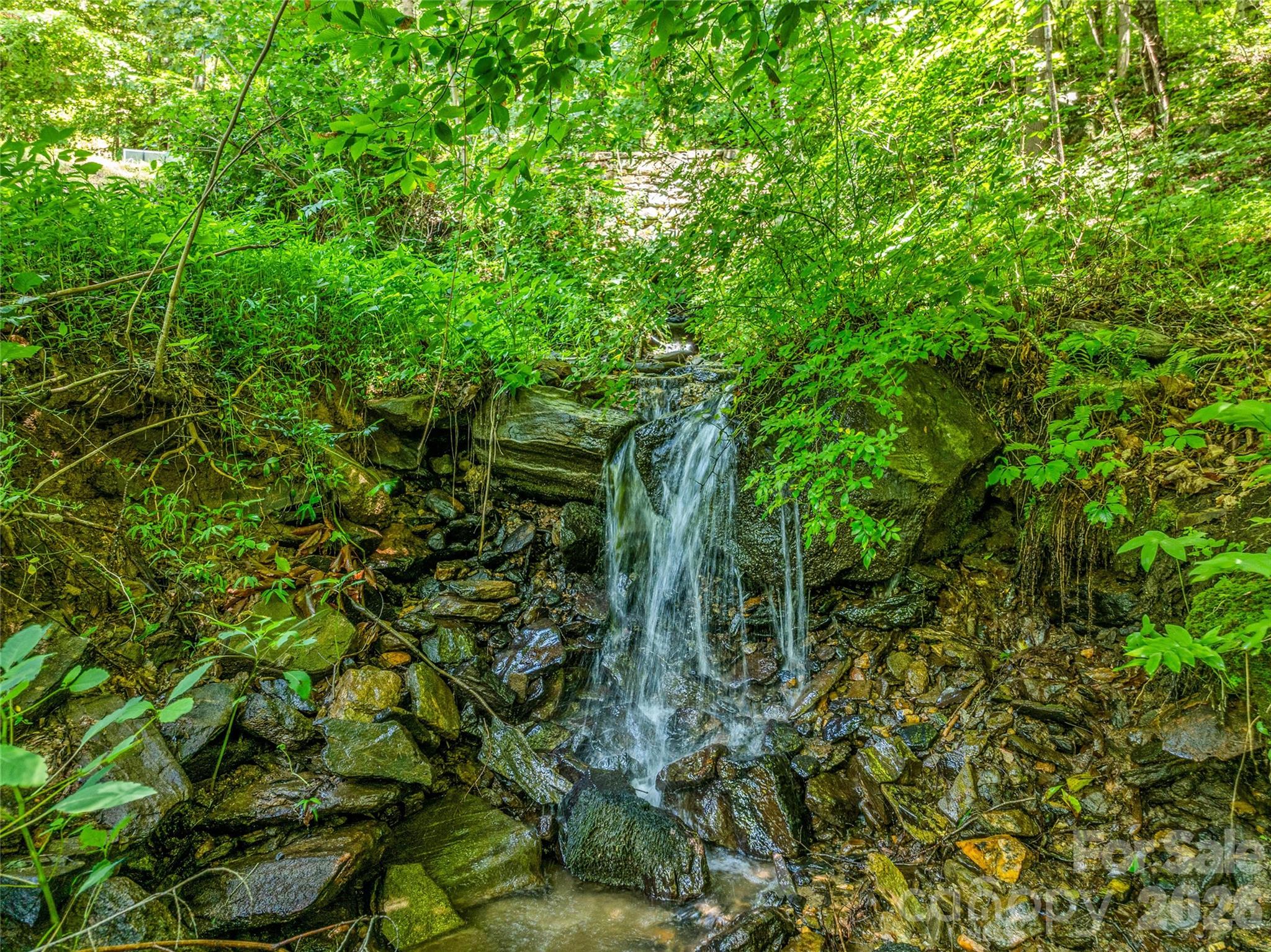 150 Sondley Parkway — Asheville