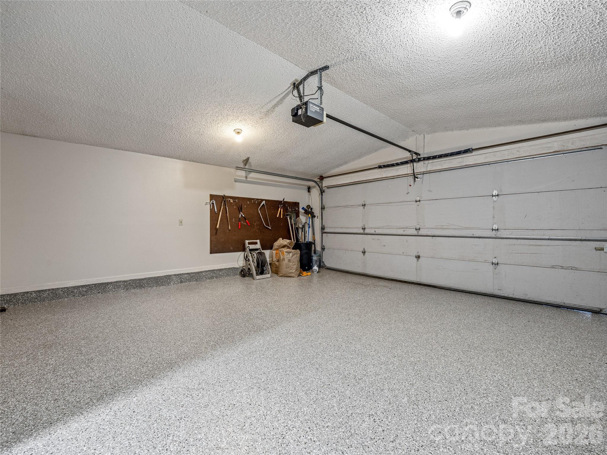 150 Sondley Parkway — Asheville