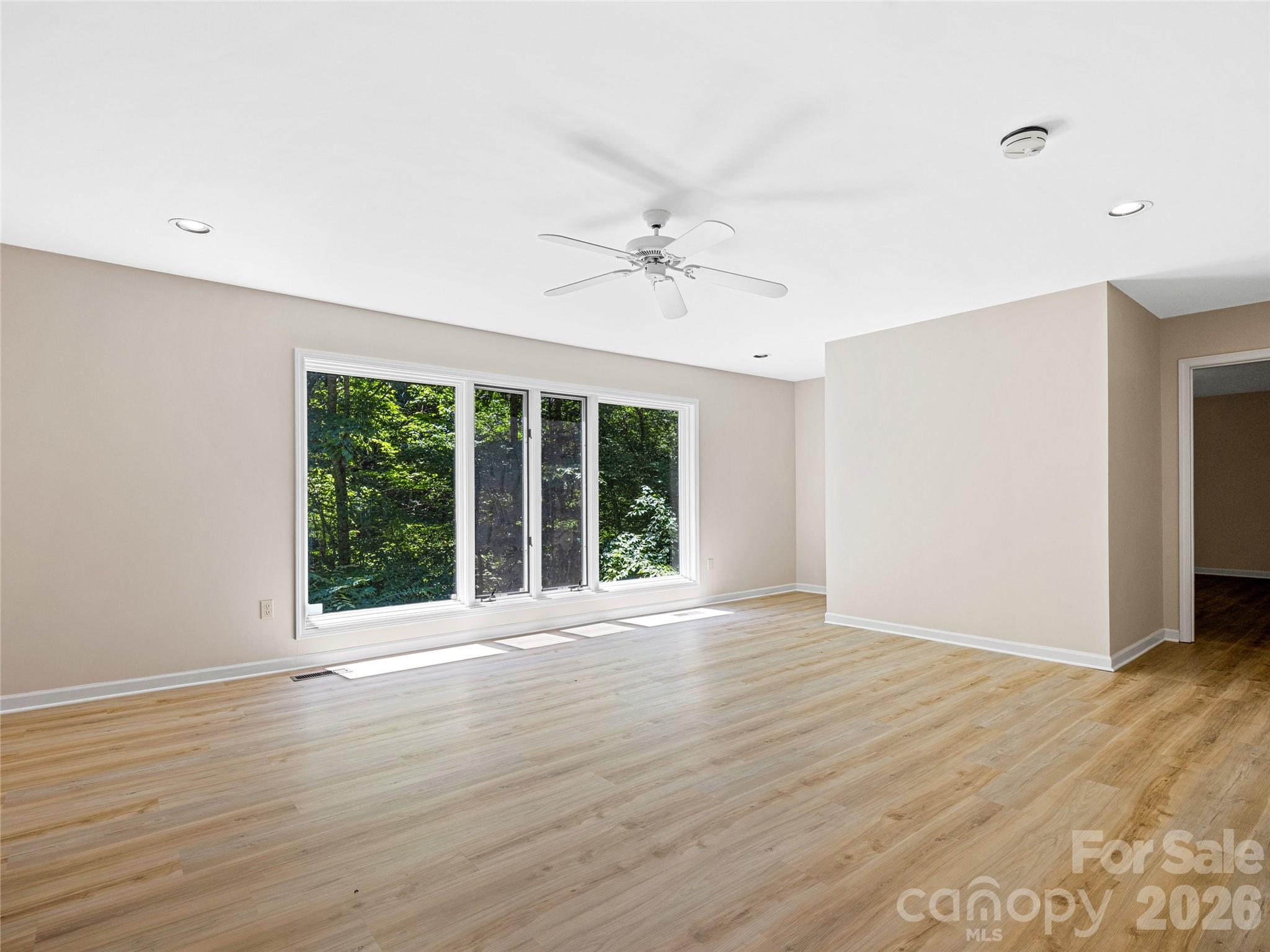 150 Sondley Parkway — Asheville