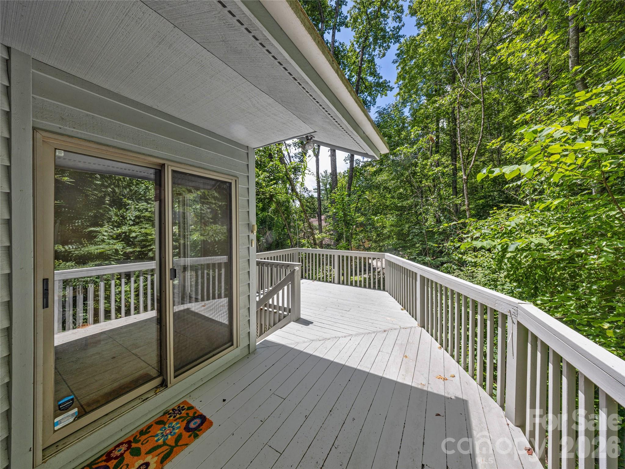 150 Sondley Parkway — Asheville