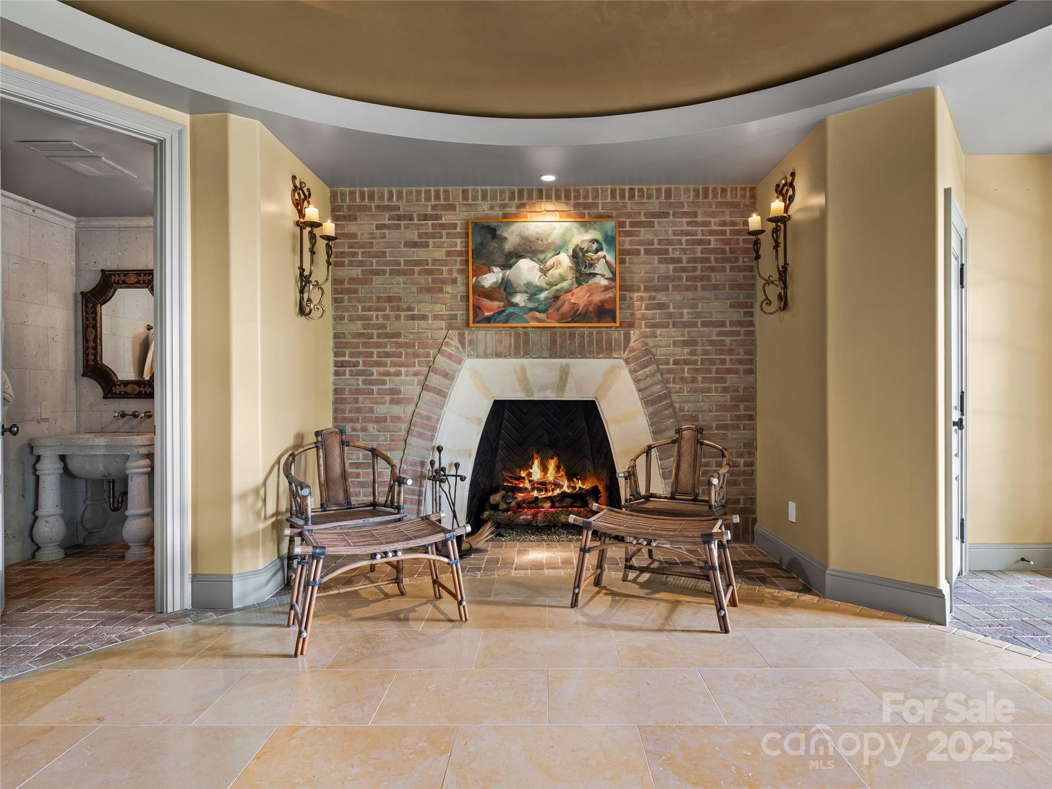 234 Skycliff Drive — Asheville