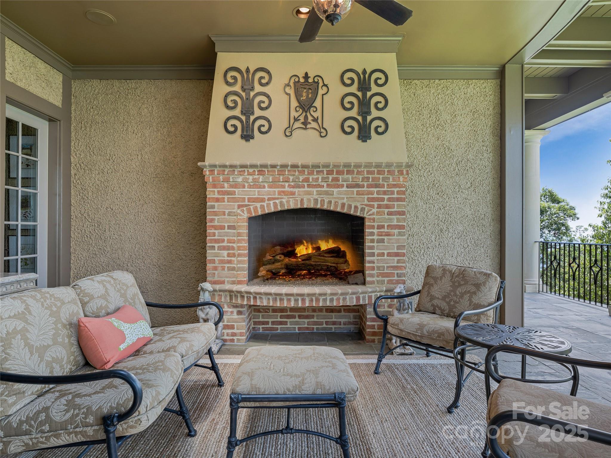 234 Skycliff Drive — Asheville