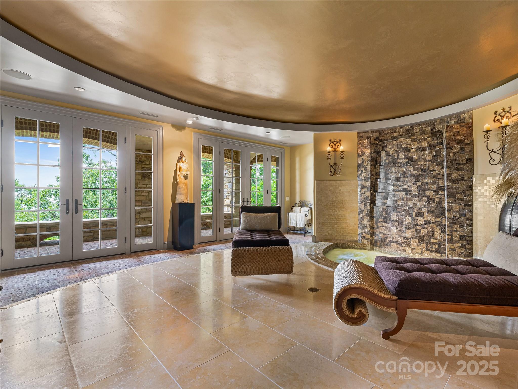 234 Skycliff Drive — Asheville