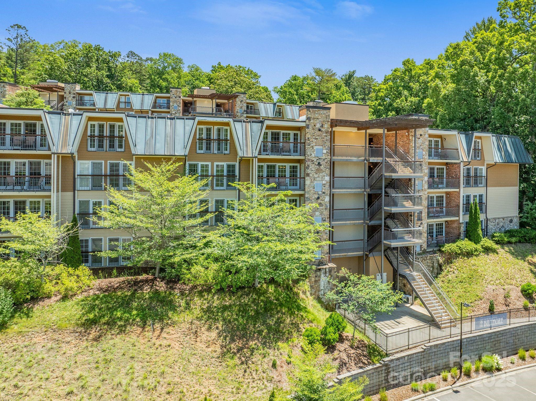 111 Bowling Park Road #111 — Asheville