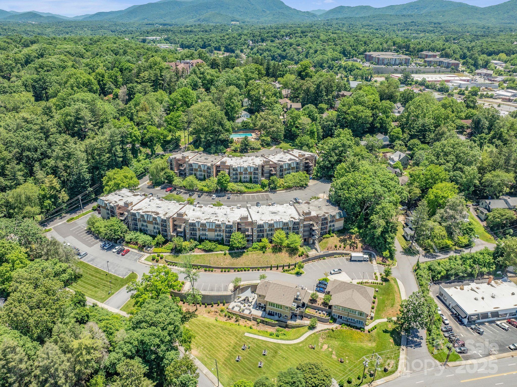 111 Bowling Park Road #111 — Asheville
